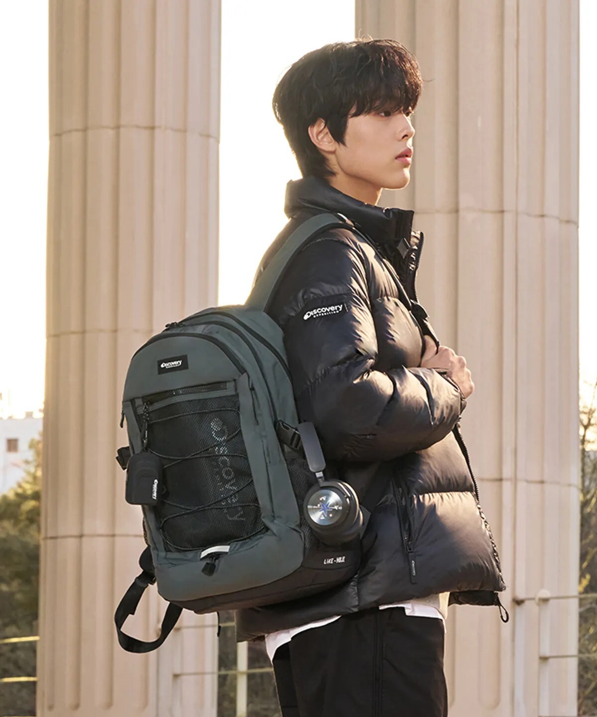 【OWN】Discovery 機能 後背包 反光 輕盈 減壓 防潑水 耐用 31L 深灰 卡其