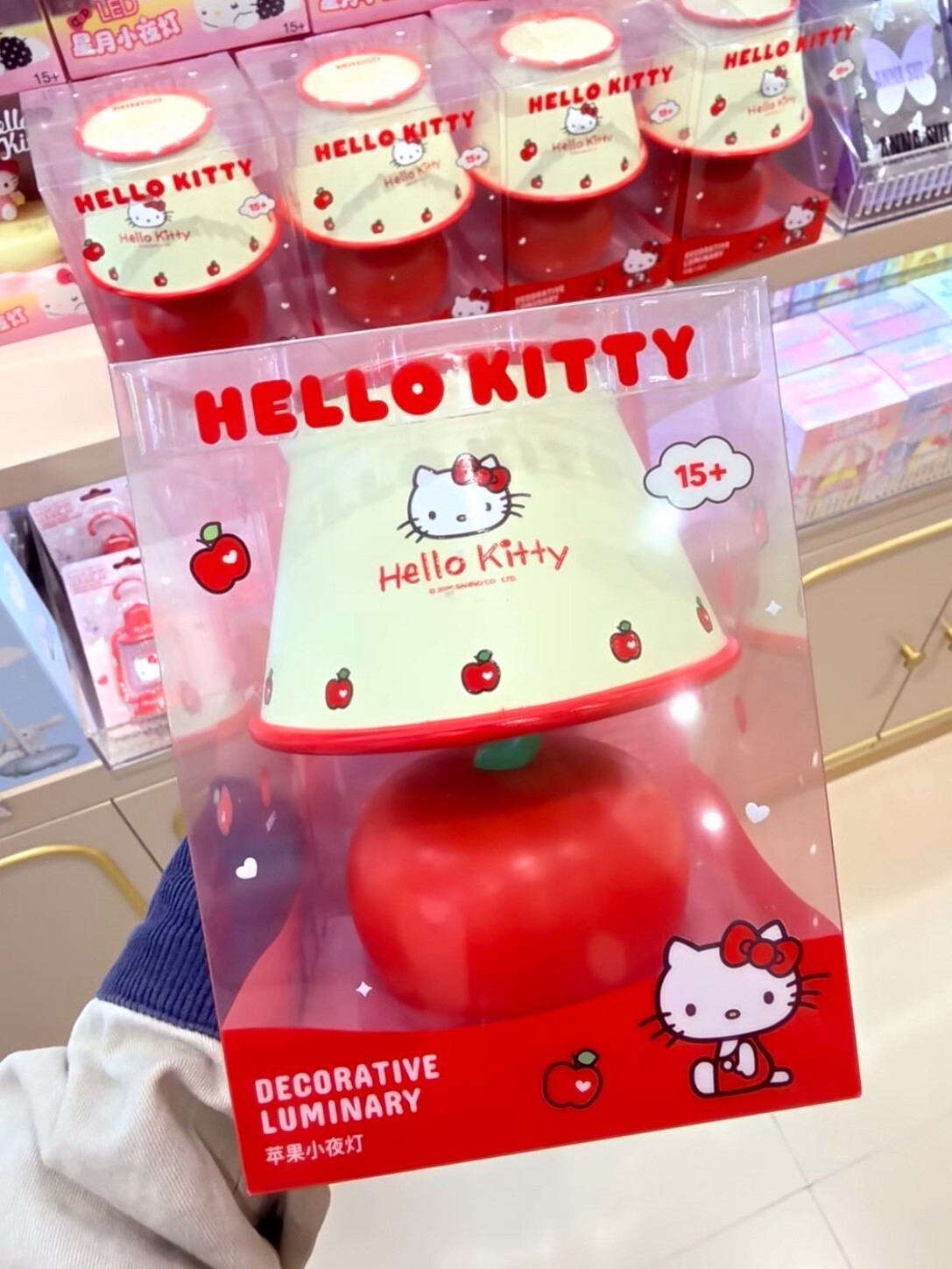 正版授權 Hello kitty 蘋果小夜燈