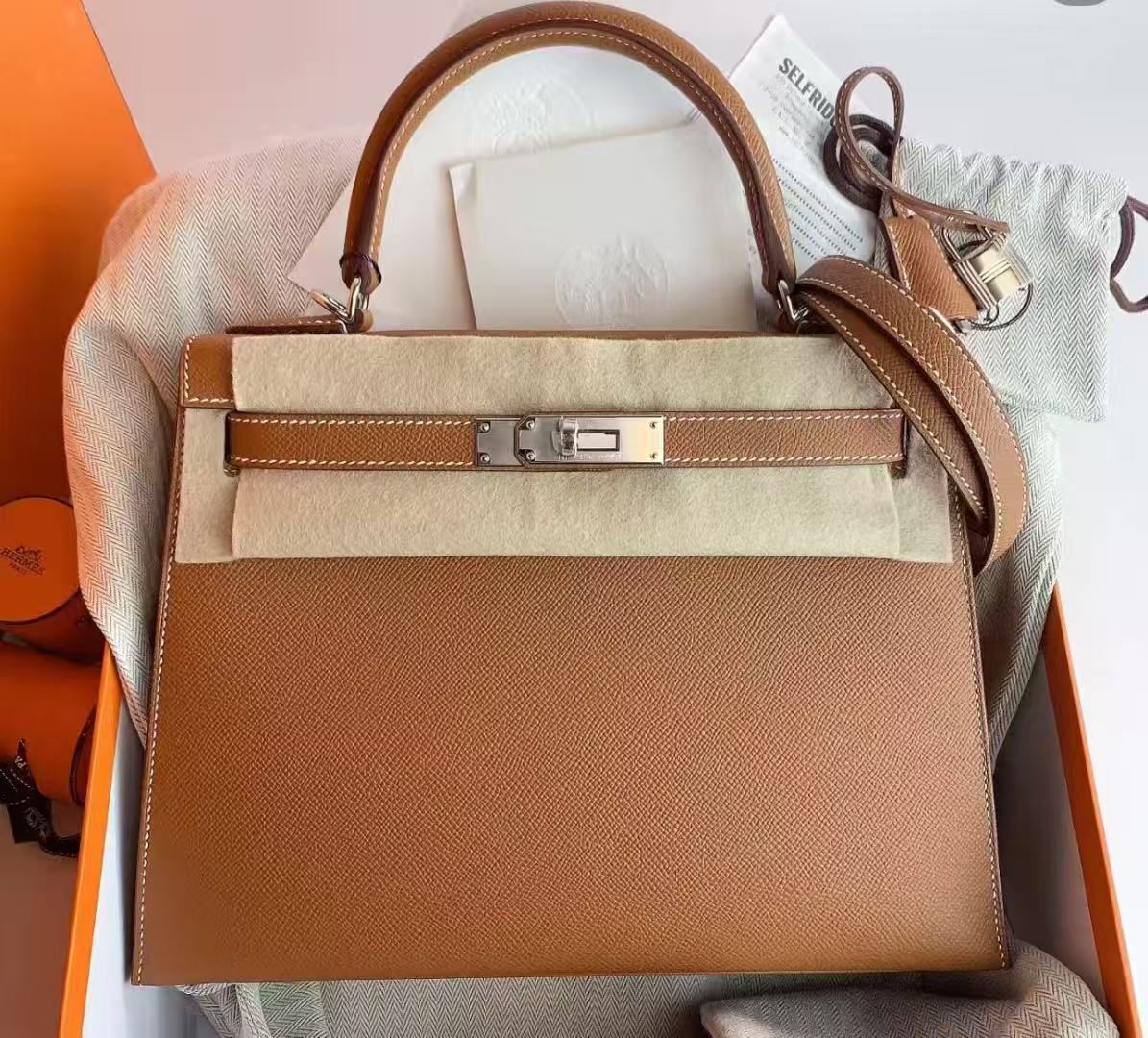 Kelly 28 37 gold ck epsom K