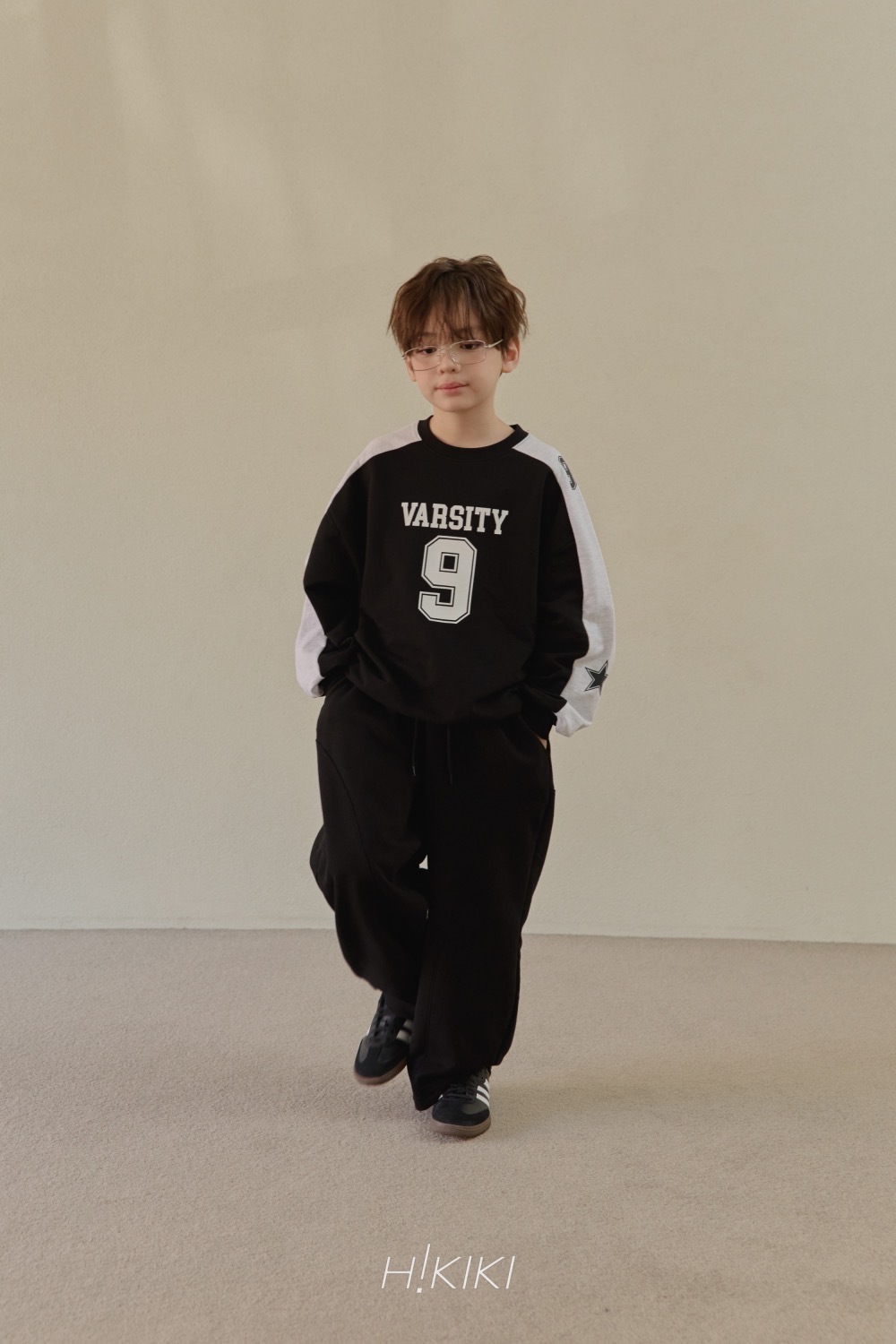 Hi! kiki VARSITY 9 拼色大學 tee / 2色