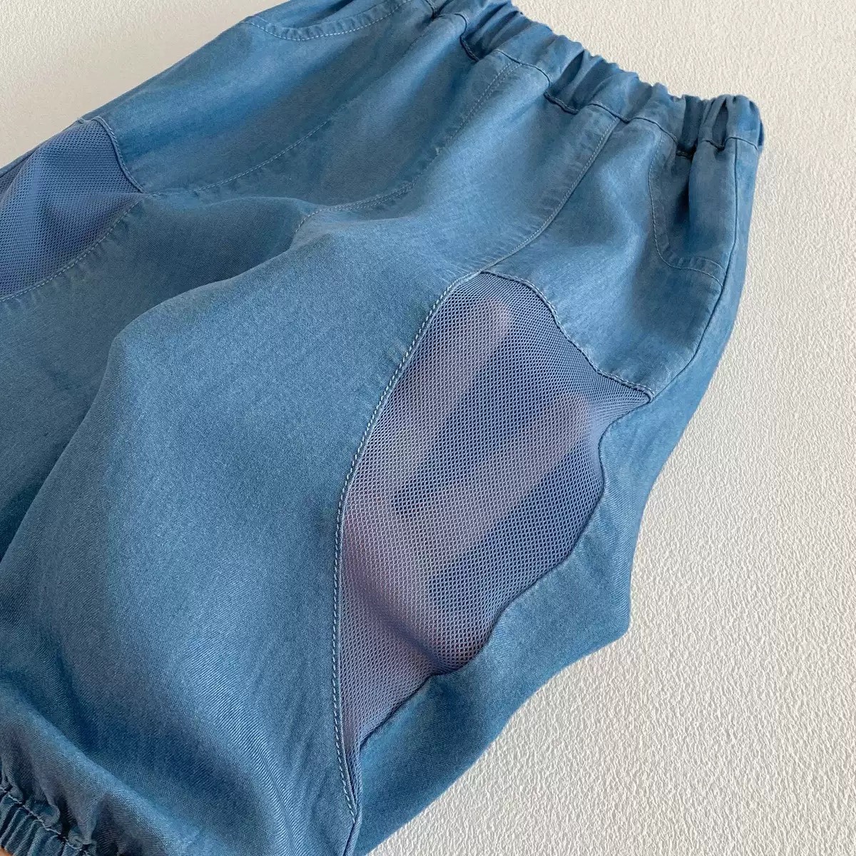 輕薄側邊透氣牛仔褲