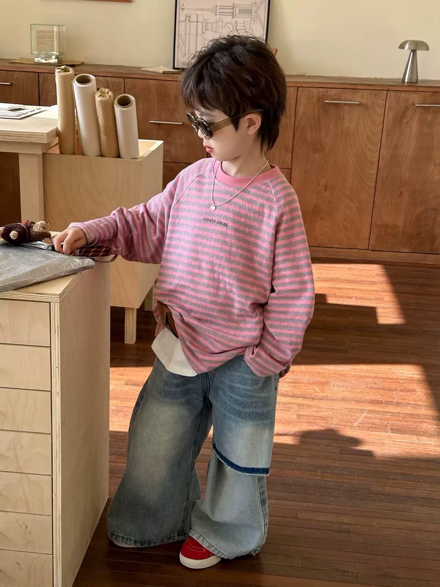 英字條紋長袖上衣