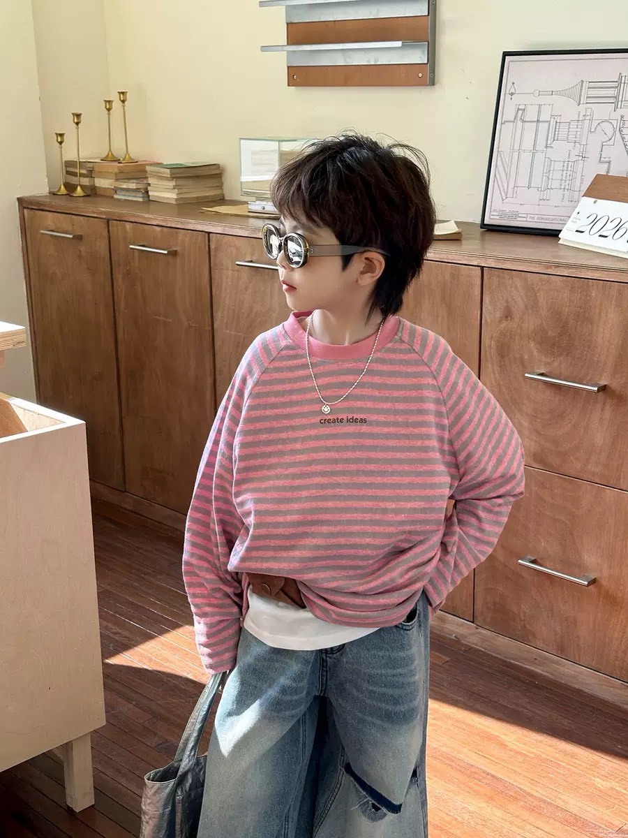 英字條紋長袖上衣