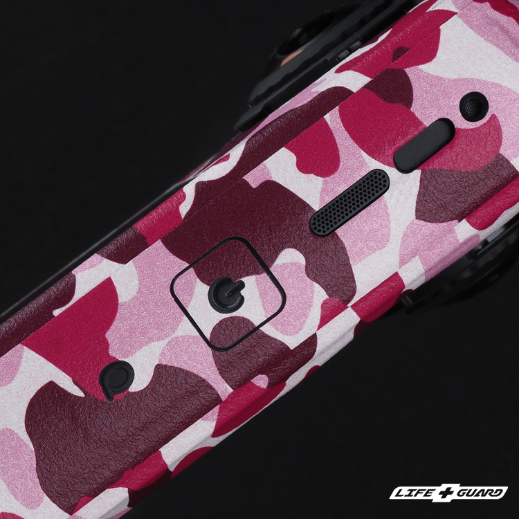 LIFE+GUARD Insta360 X4 Air 相機貼膜細節展示圖，迷彩粉質感設計