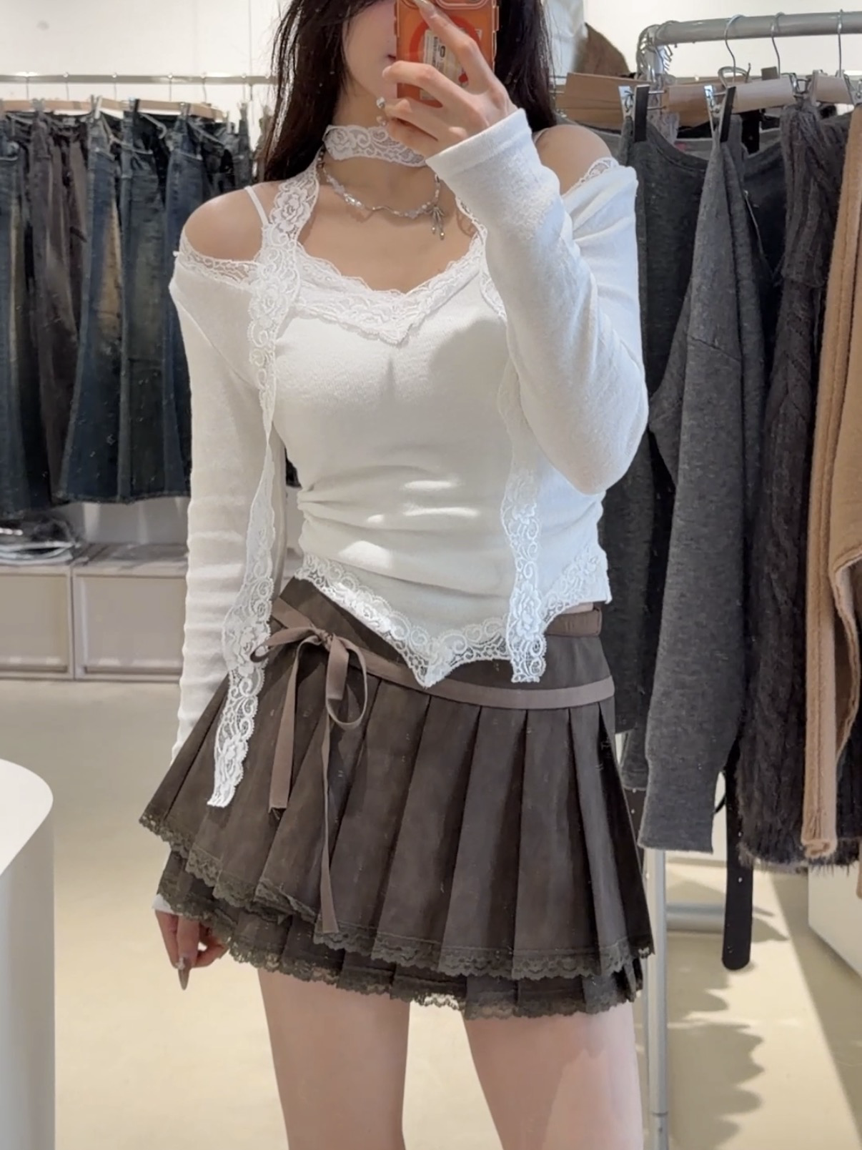 Korea辣妹沒有冬天 蕾絲邊百褶皮裙