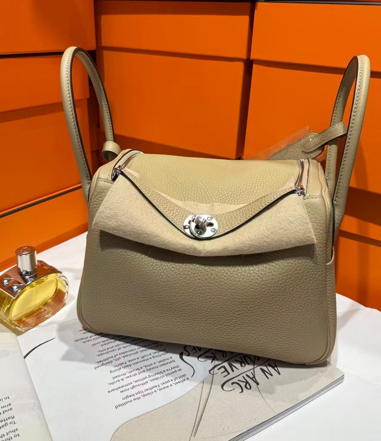 Lindy 26 S2 trench ck tc K