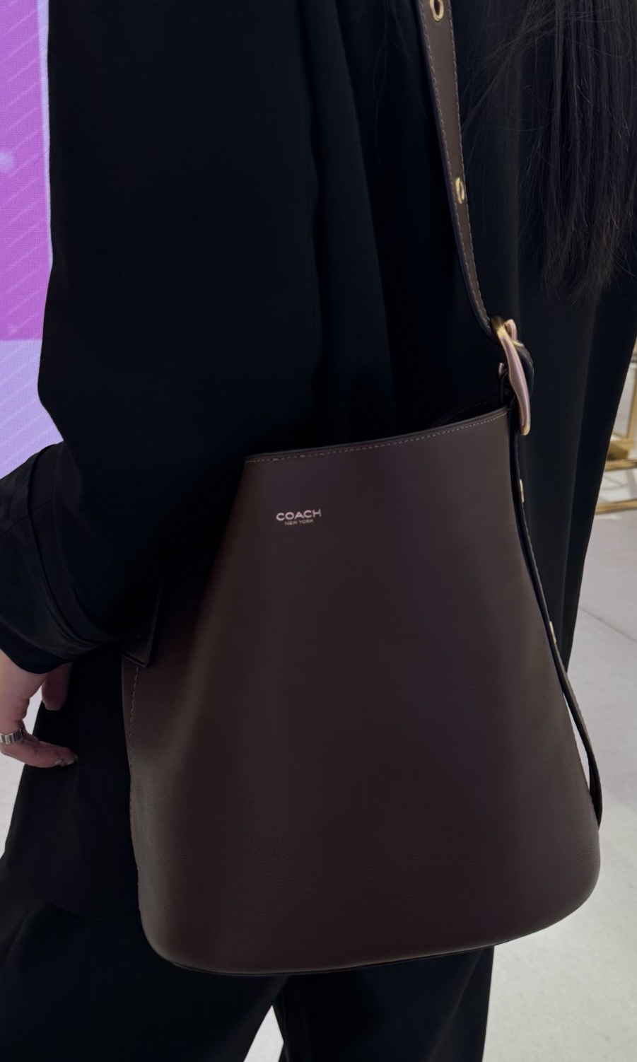 【5色入】Coach Bleecker 28水桶包