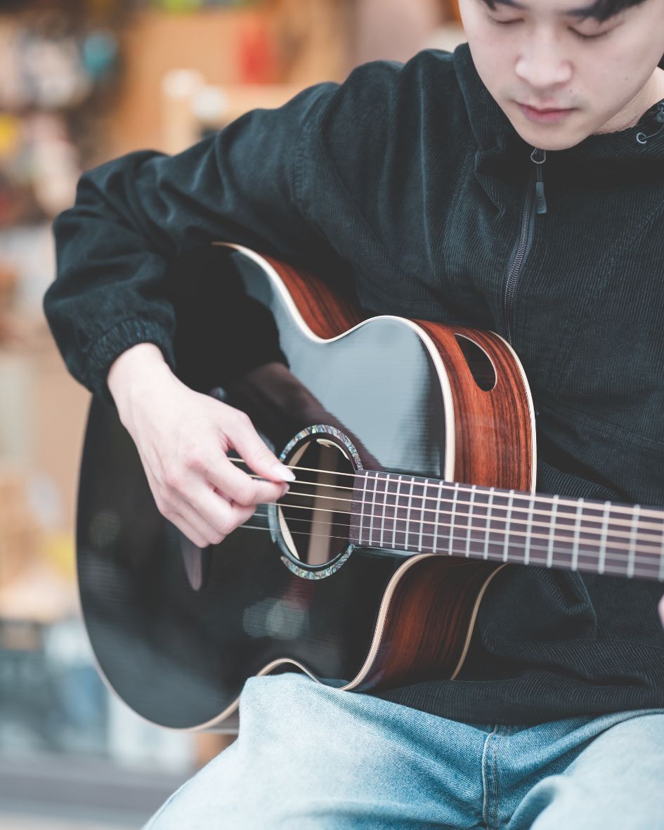 L.Luthier - Black Forest 41吋實木吉他 限量 單板吉他 玫瑰木 側音孔 音色甜美 外觀簡約耐看 第 3 張圖片｜三峽吉他 / Bass