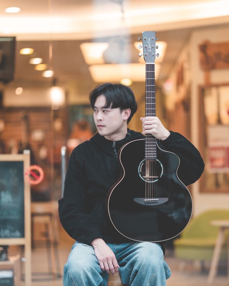 L.Luthier - Black Forest 41吋實木吉他 限量 單板吉他 玫瑰木 側音孔 音色甜美 外觀簡約耐看