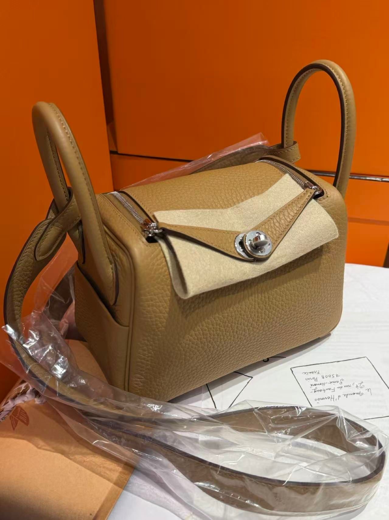 Lindy mini II  4B biscuit ck tc K （二代：肩帶長92cm)