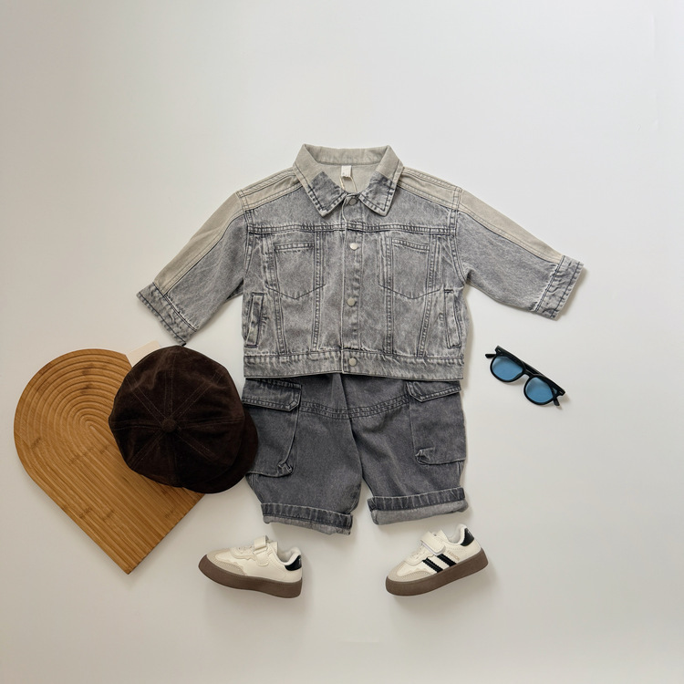 水洗拼接牛仔外套