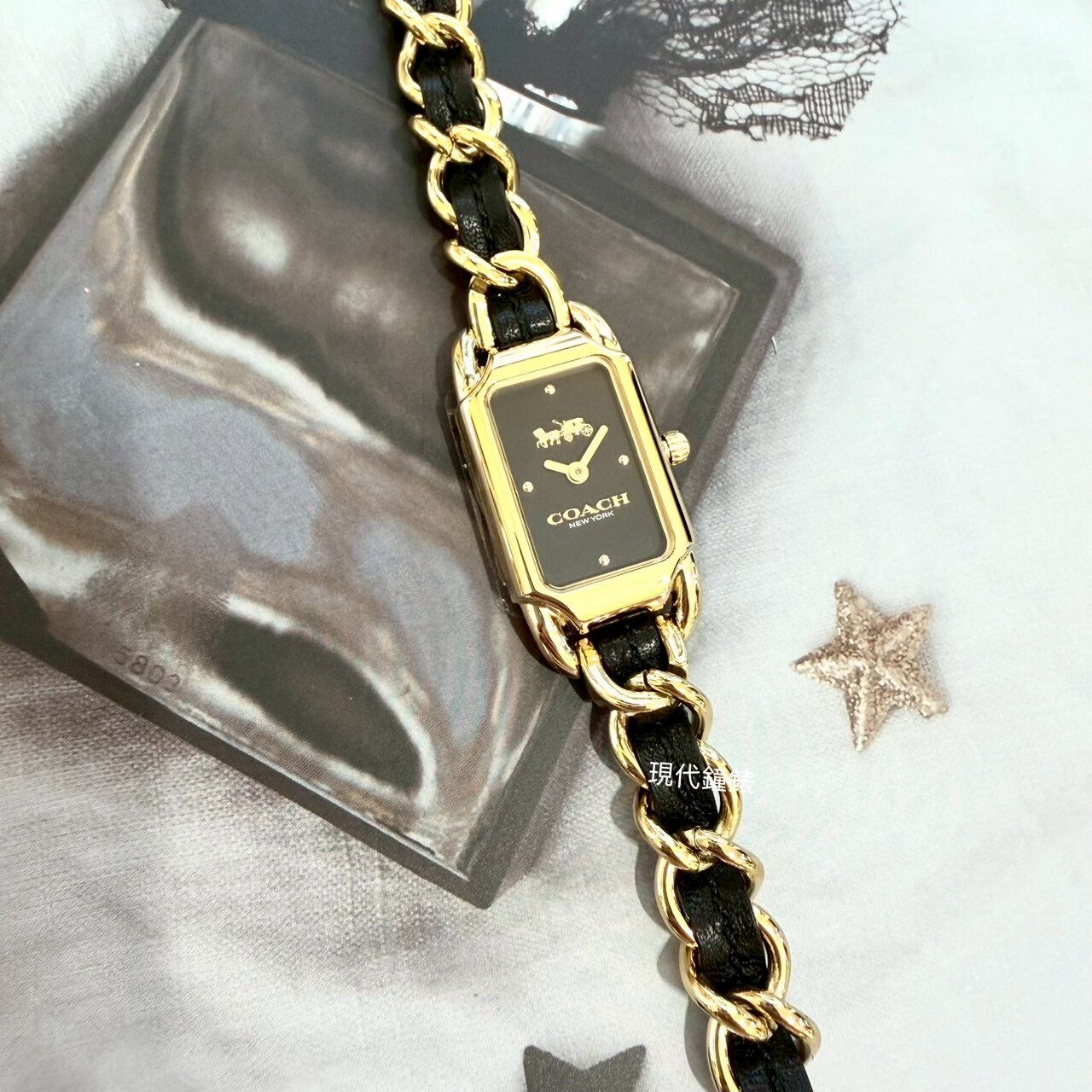 【COACH】Cadie經典馬車黑皮革鍊帶腕錶CO14504281 17.5mm 現代鐘錶