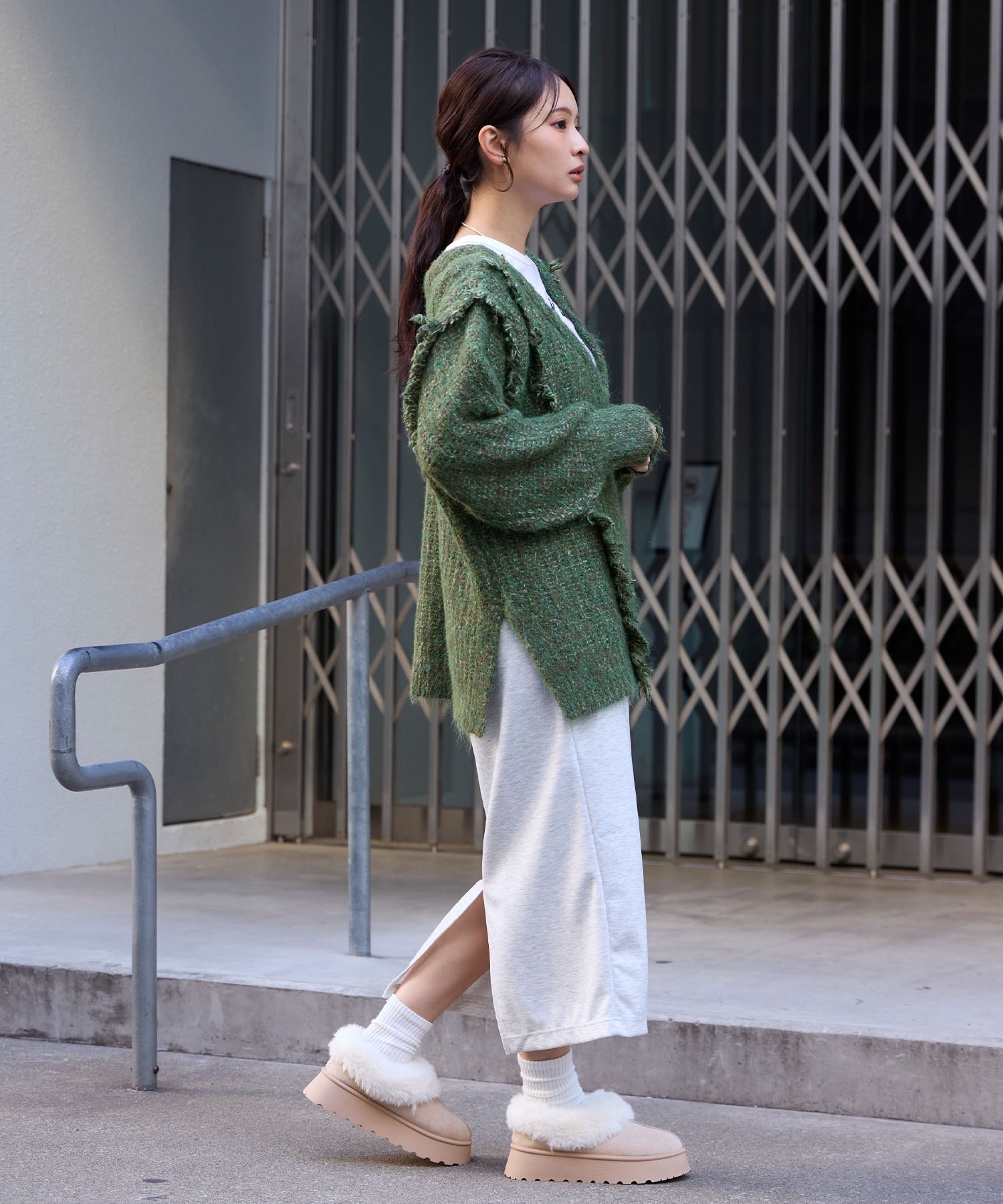 【2/27 - 3/1 週末優惠】日本 MONO-MART 羊絨感 毛毛 蓬鬆短靴 厚底 短版雪靴 麂皮 懶人靴