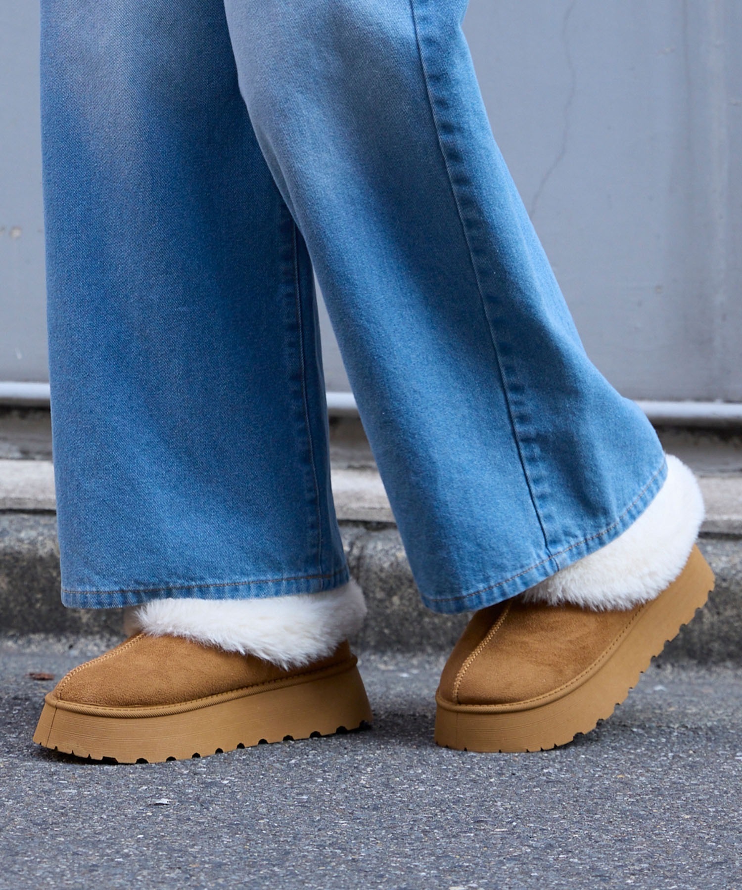 【2/27 - 3/1 週末優惠】日本 MONO-MART 羊絨感 毛毛 蓬鬆短靴 厚底 短版雪靴 麂皮 懶人靴