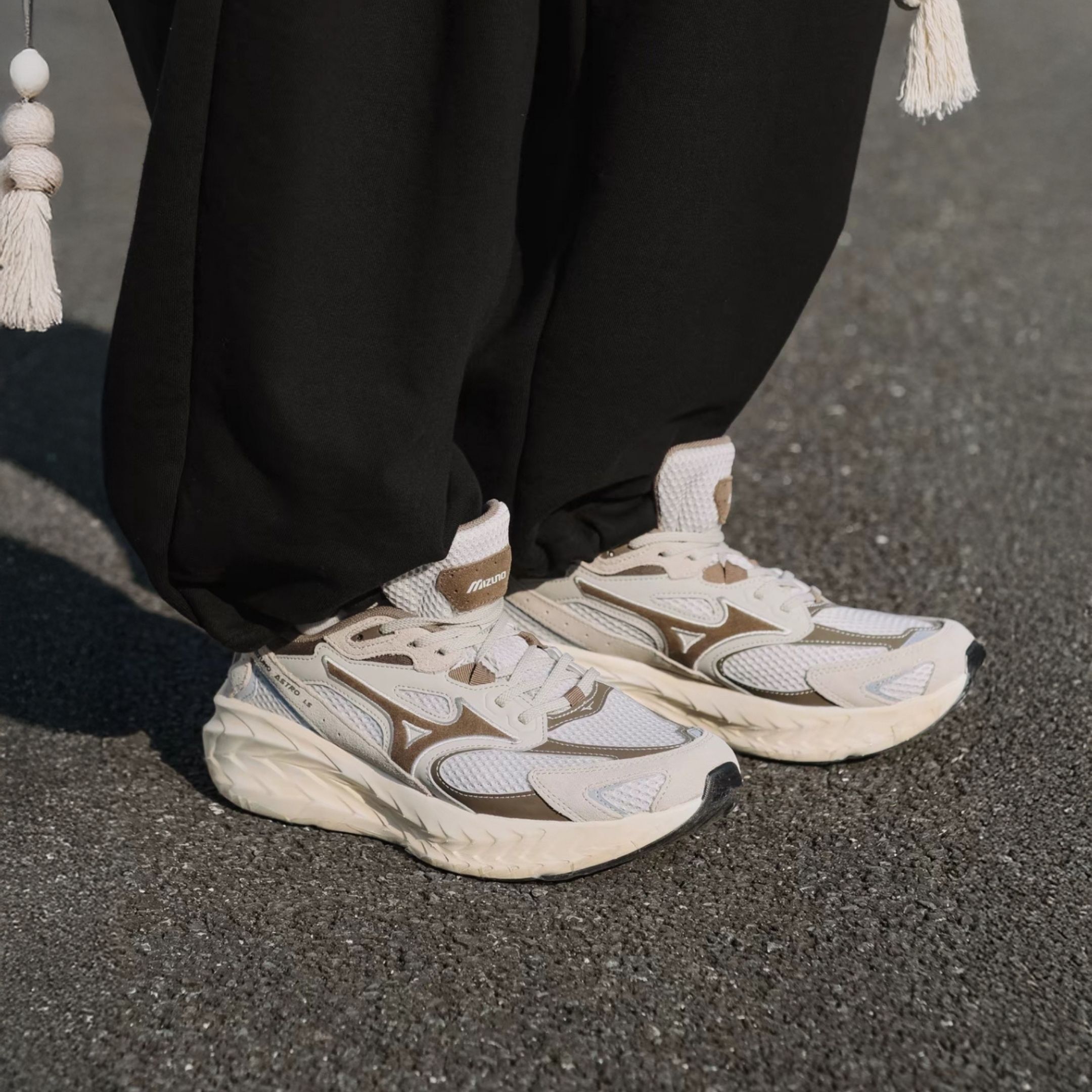 NICEDAY 代購 Mizuno Astro LS 可可牛奶 可可 摩卡 棕 咖啡 慢跑 D1GH252110