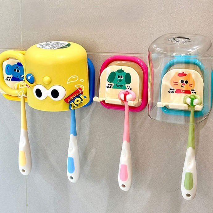 《6588》免釘浴室壁掛多功能牙刷架