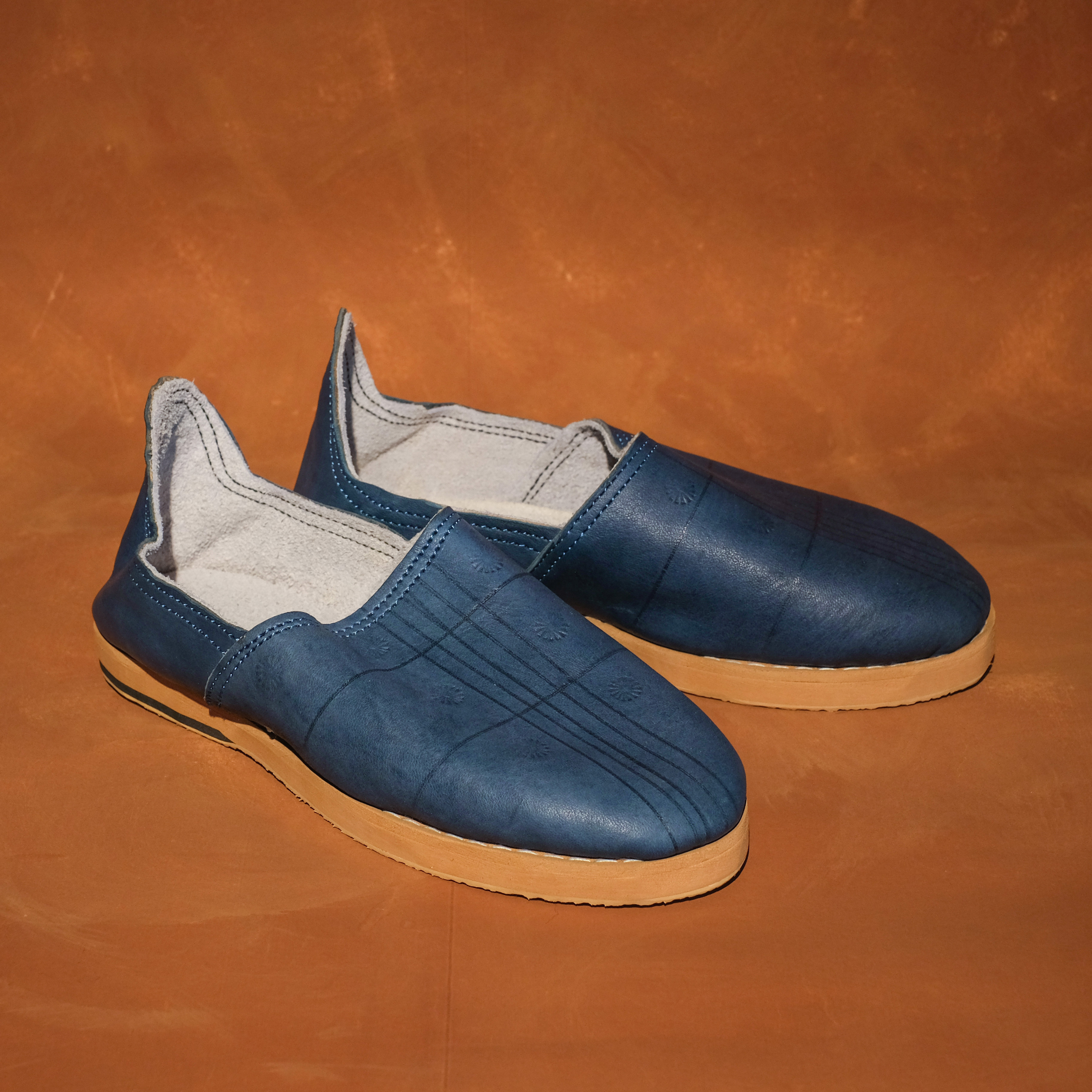 柏柏手工鞋 ｜十字印紋藍 - 圓｜外出款｜摩洛哥