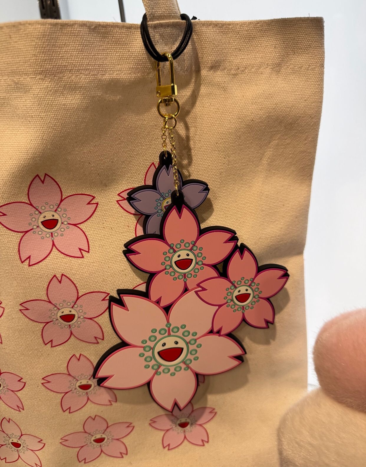 新品限定 村上隆櫻花限定掛飾