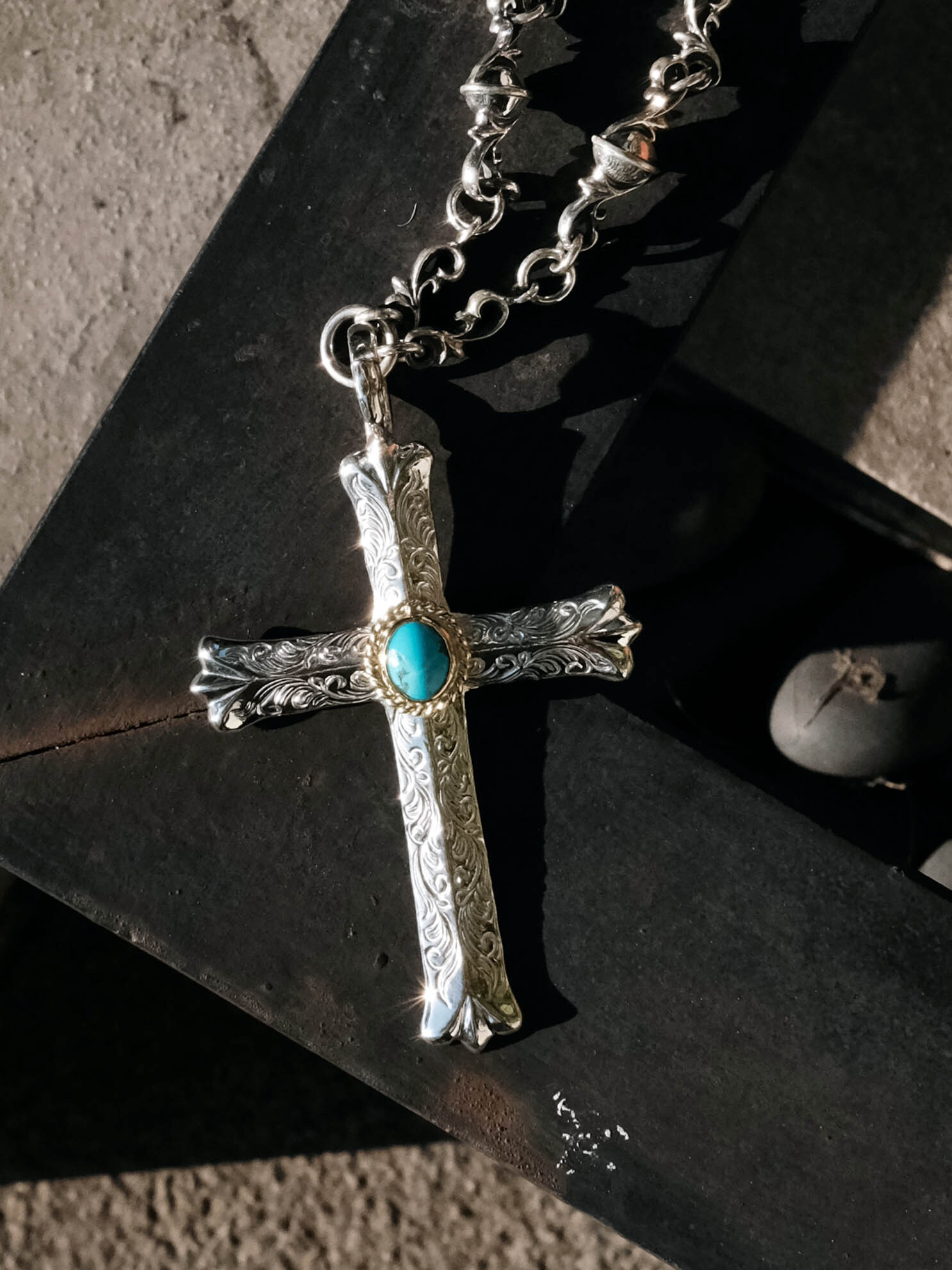 Dear Blossom 金繩松石唐草十字架 1-2210