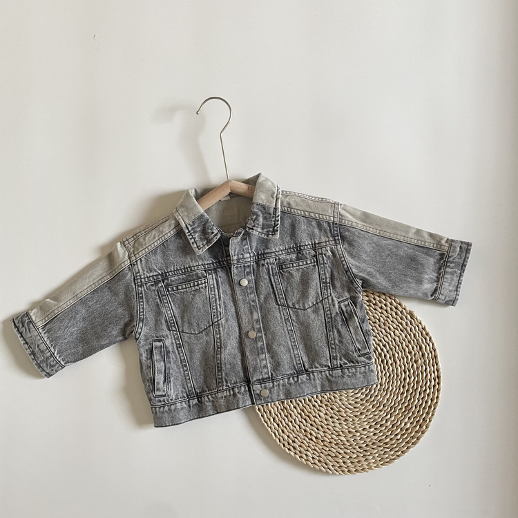 水洗拼接牛仔外套