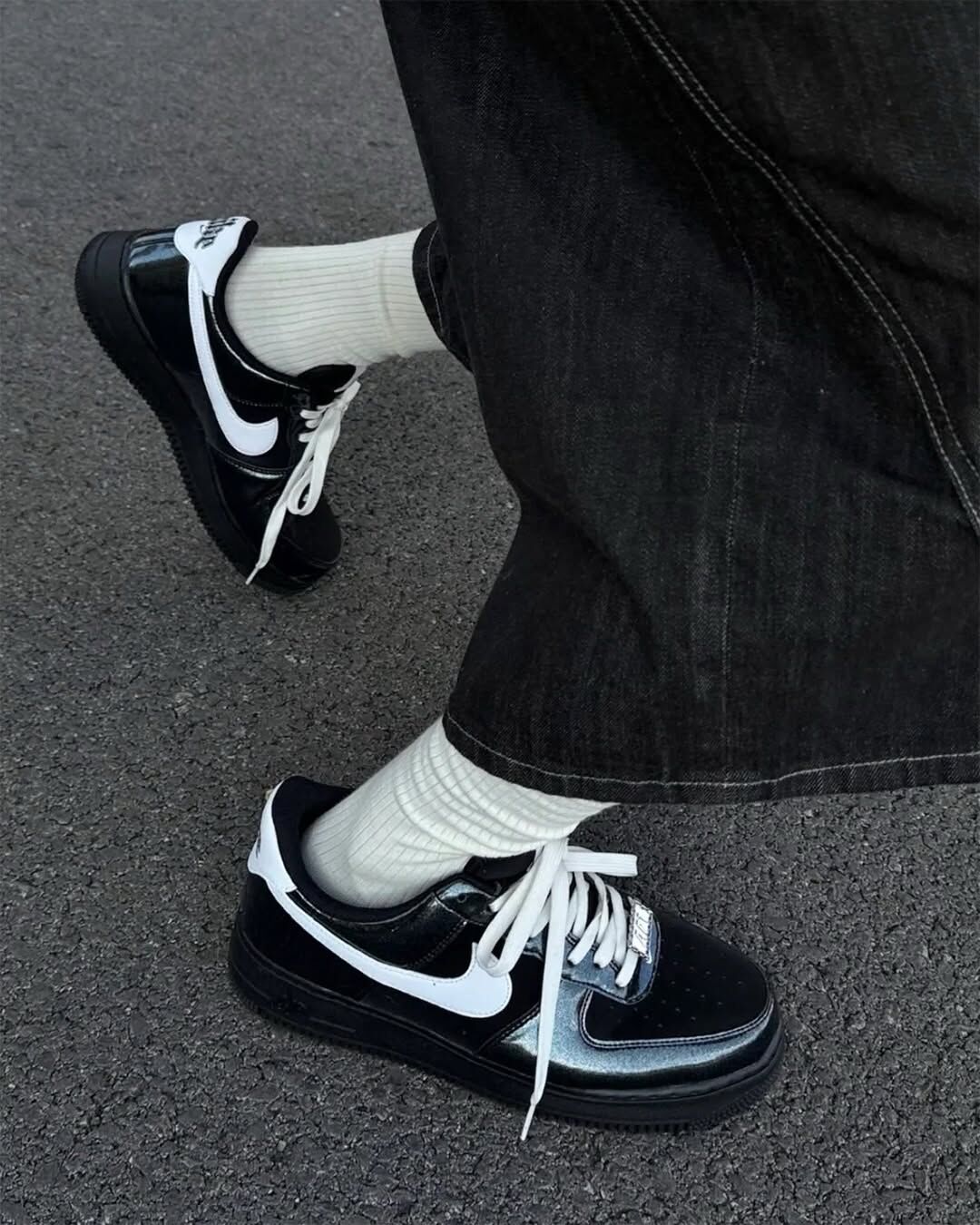 (預訂) Nike Air Force 1 Low - White Black 漆皮 【兩色】