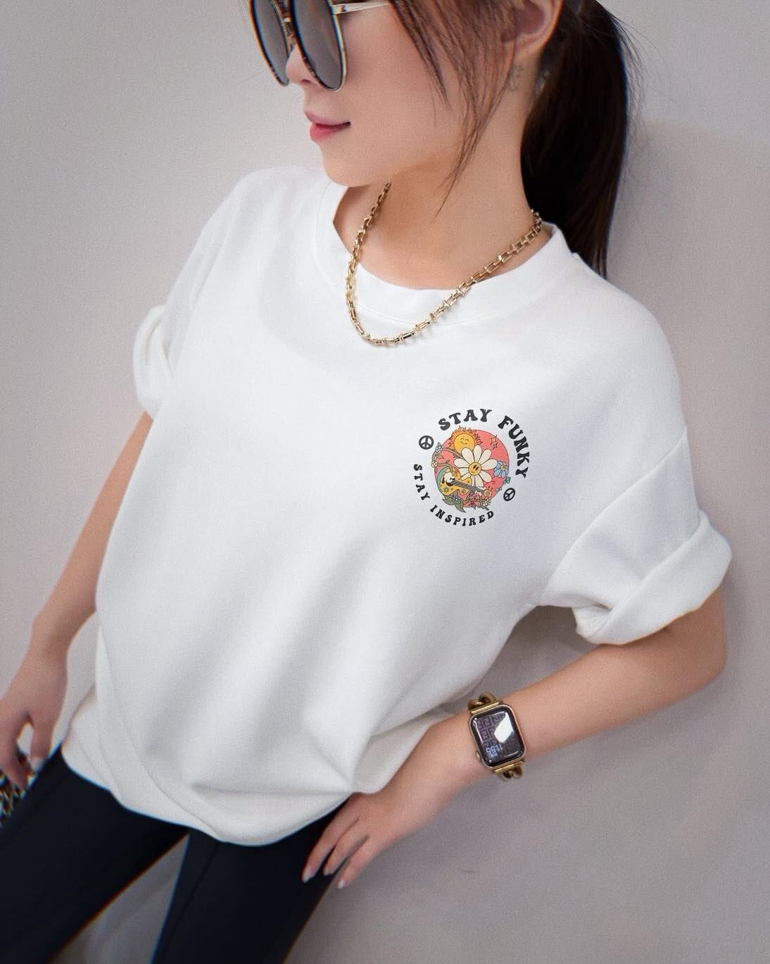 【可愛又百搭的笑臉花兒字母造型棉tee】（預購）