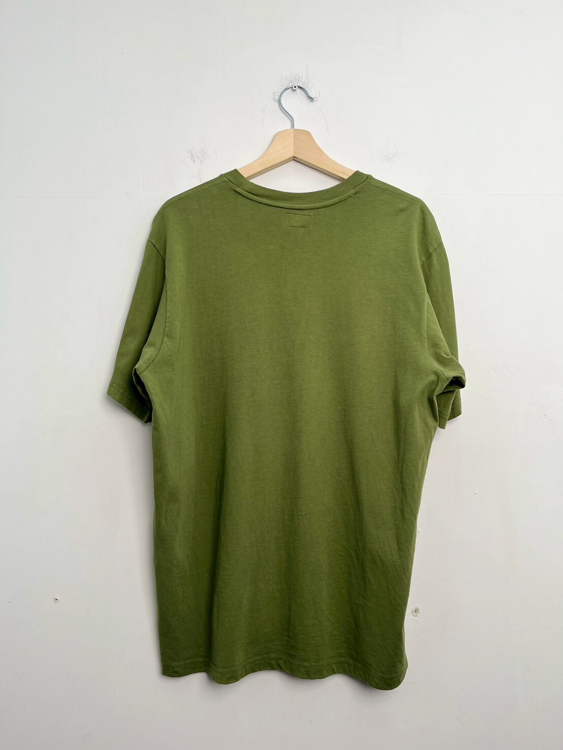 SUPREME ARABIC LOGO WASHED S/S TEE OLIVE SIZE M