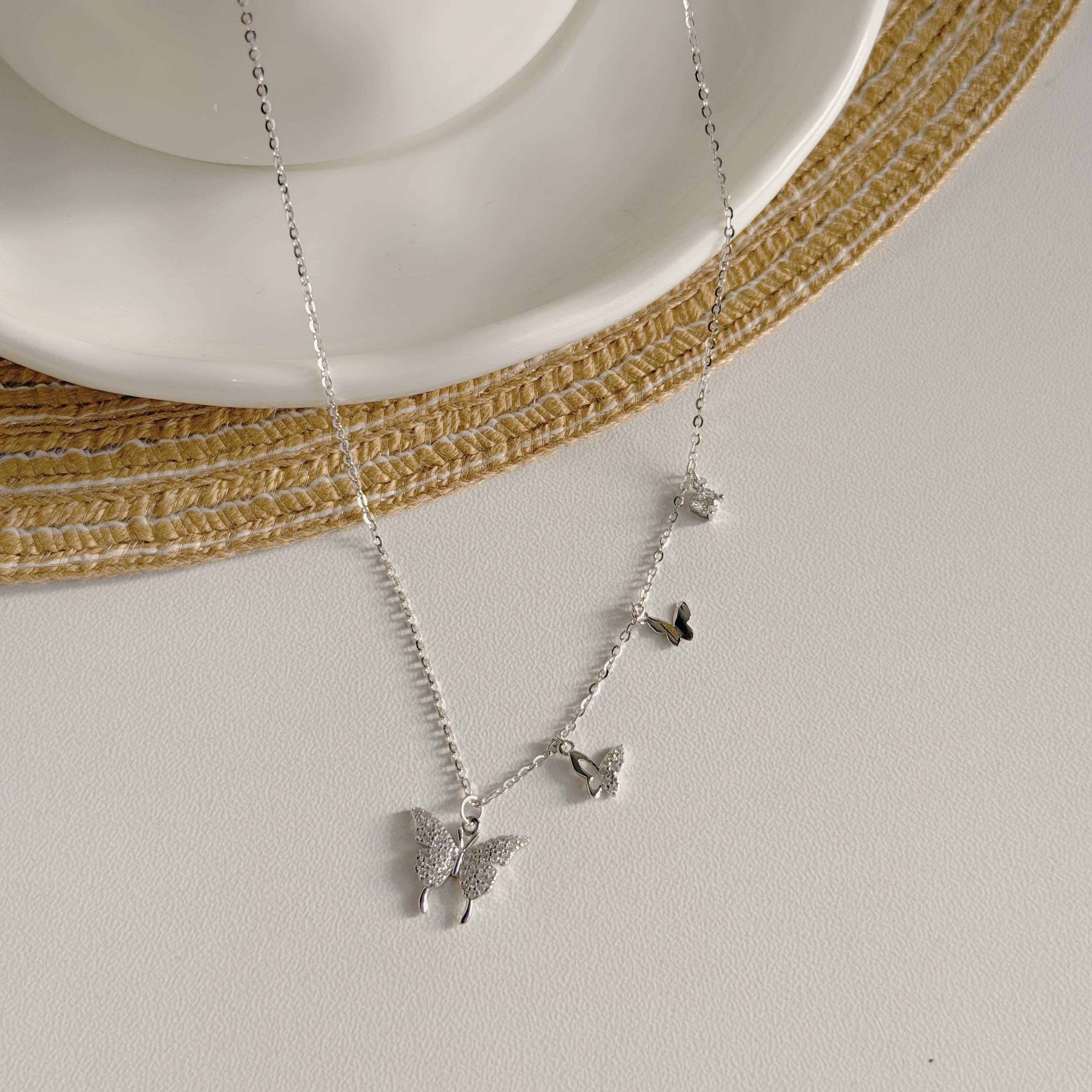 D108【輕奢】分佈式排鑽蝴蝶純銀鎖骨鏈