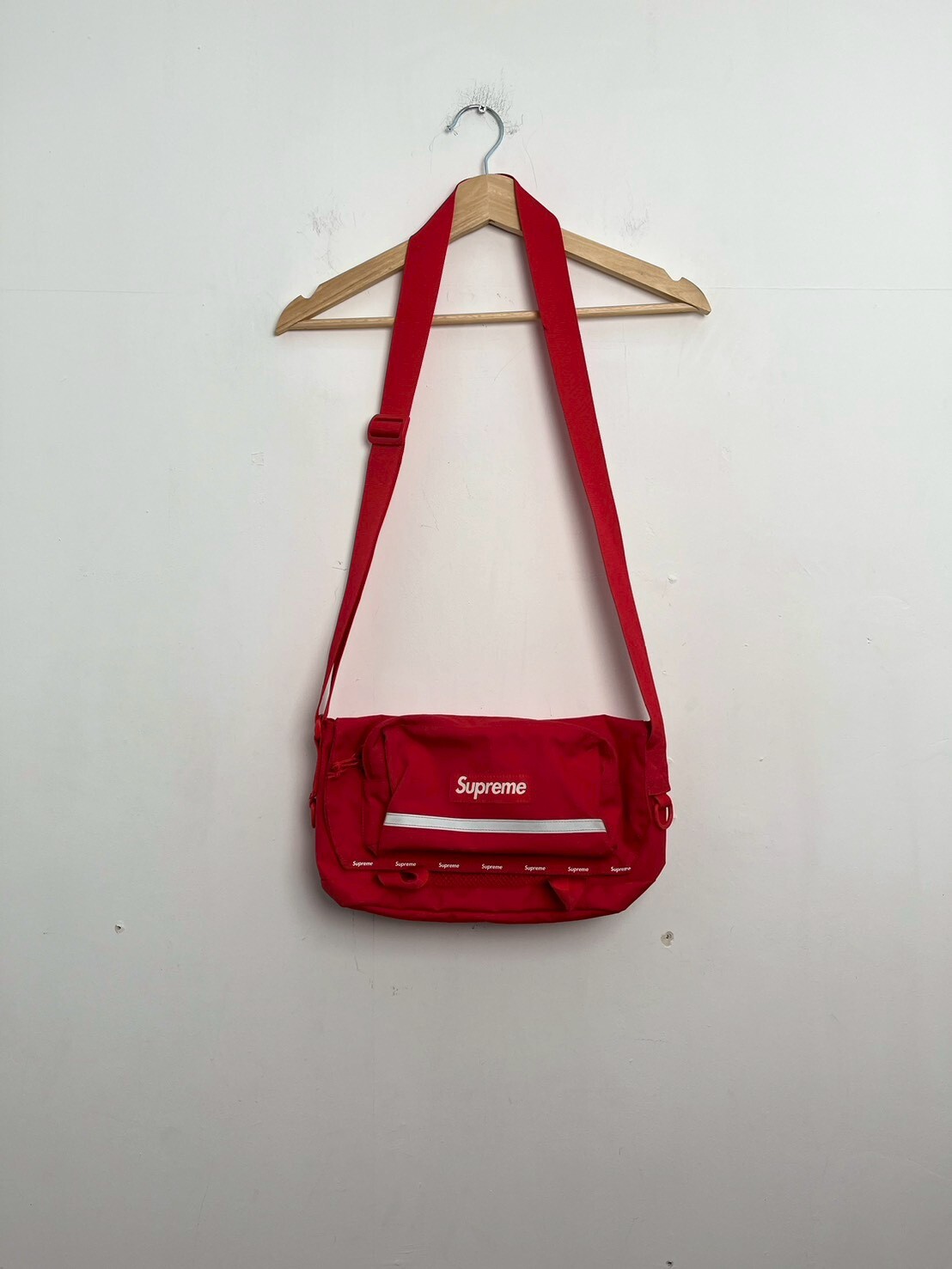 SUPREME 57TH 24FW MESSENGER BAG