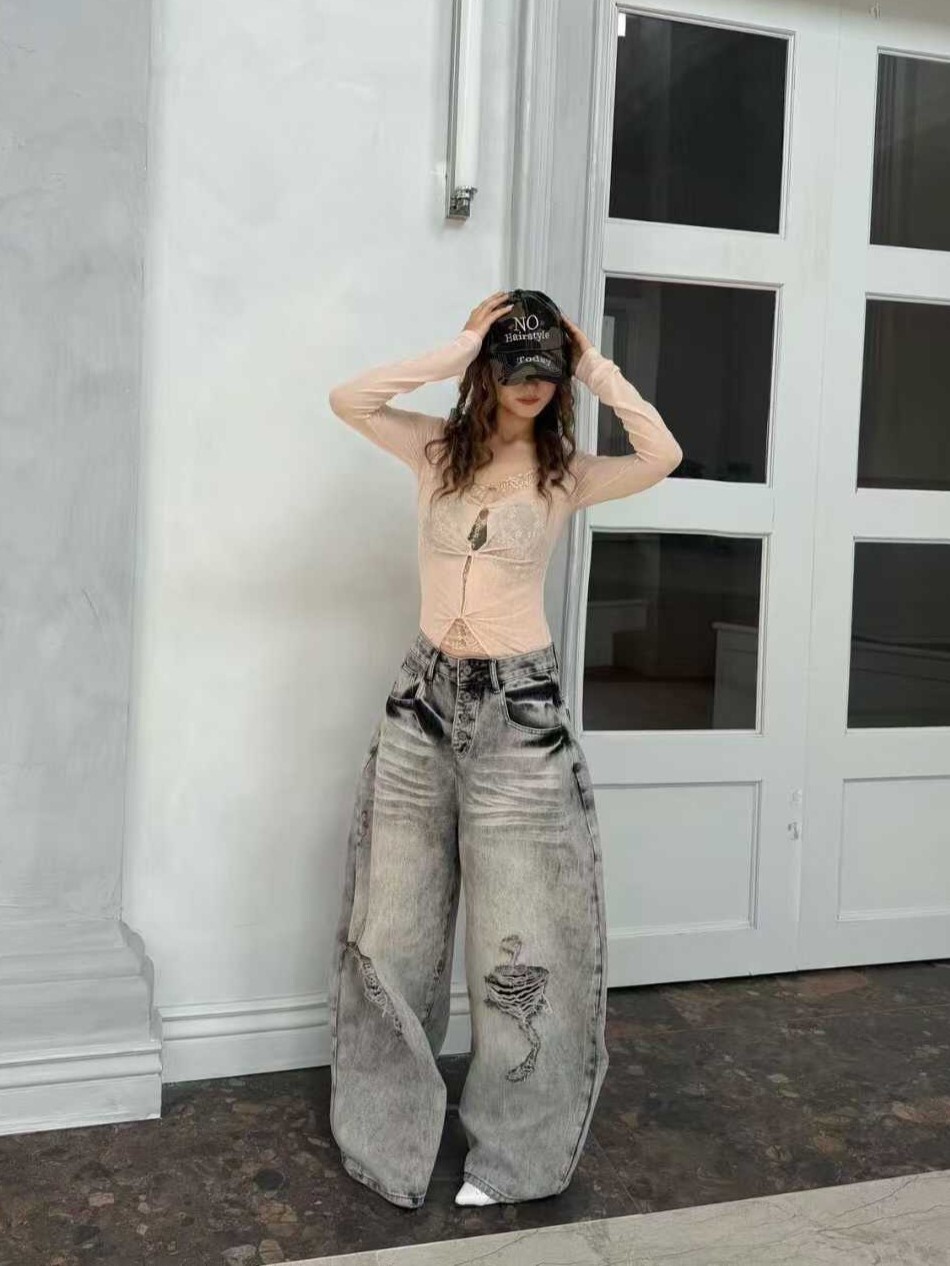 《S.V》貓鬚水洗橫向破壞牛仔彎刀褲