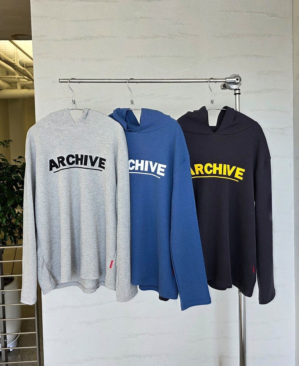 英文字連帽長袖衫 VENTIQUE-093T