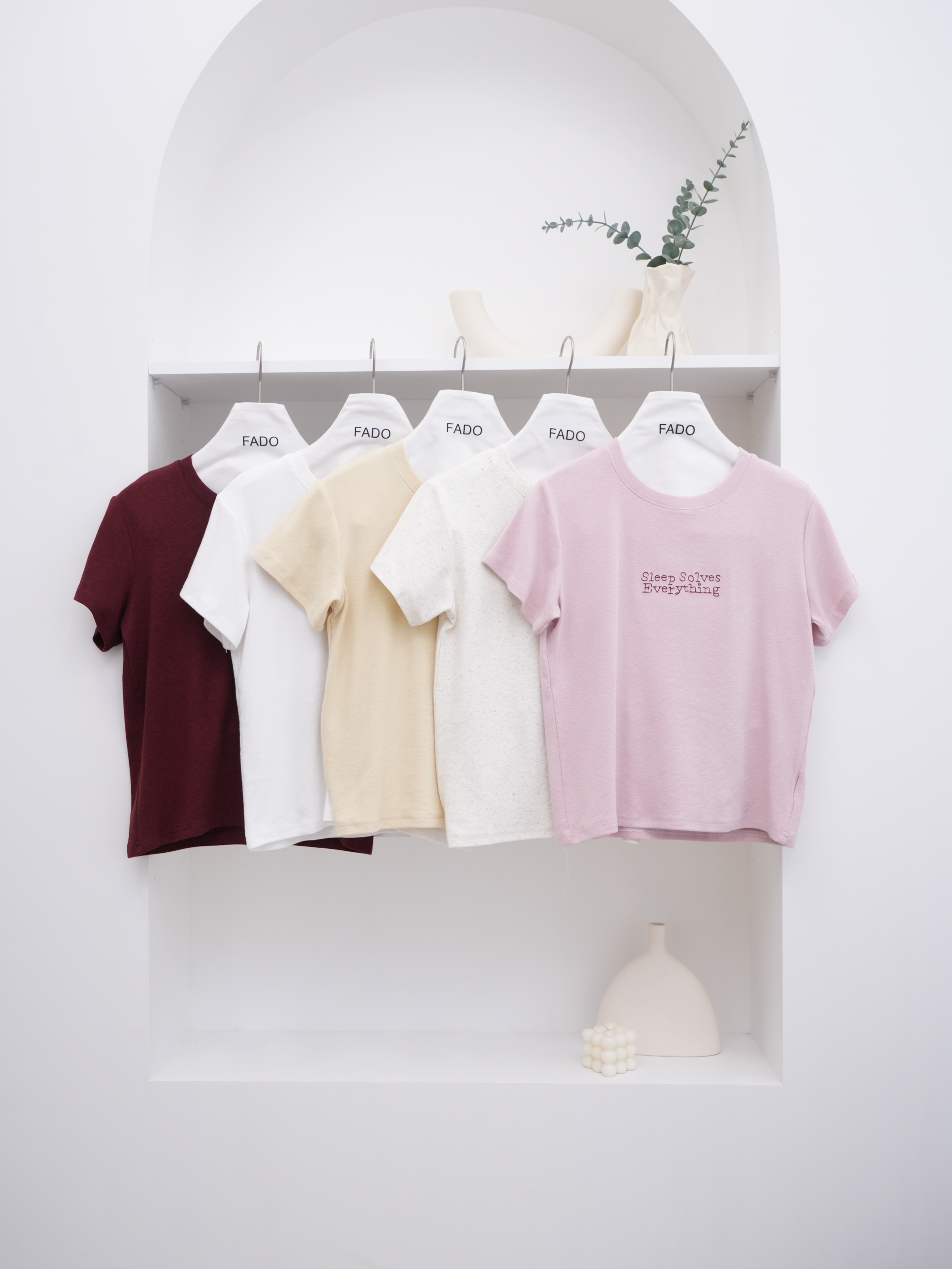 法朵Fado shop｜配色刺繡英文圓領Tee 0215055 五色