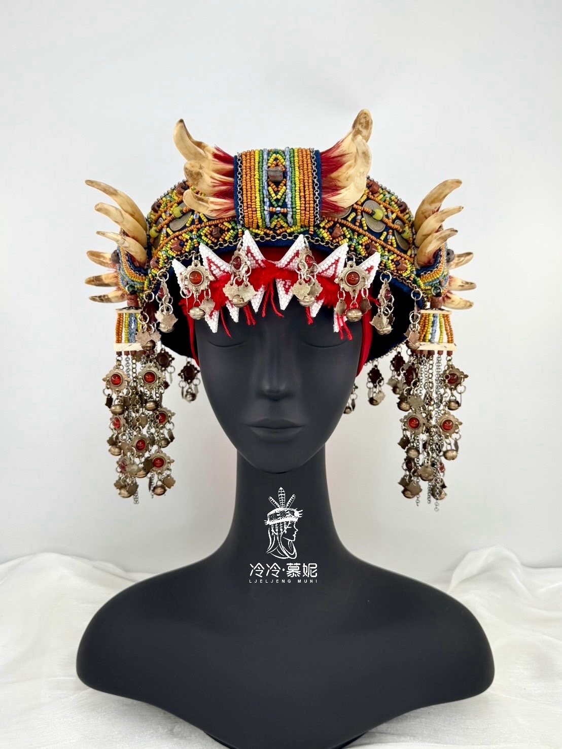 No.90貿易老珠十錢大牙頭飾