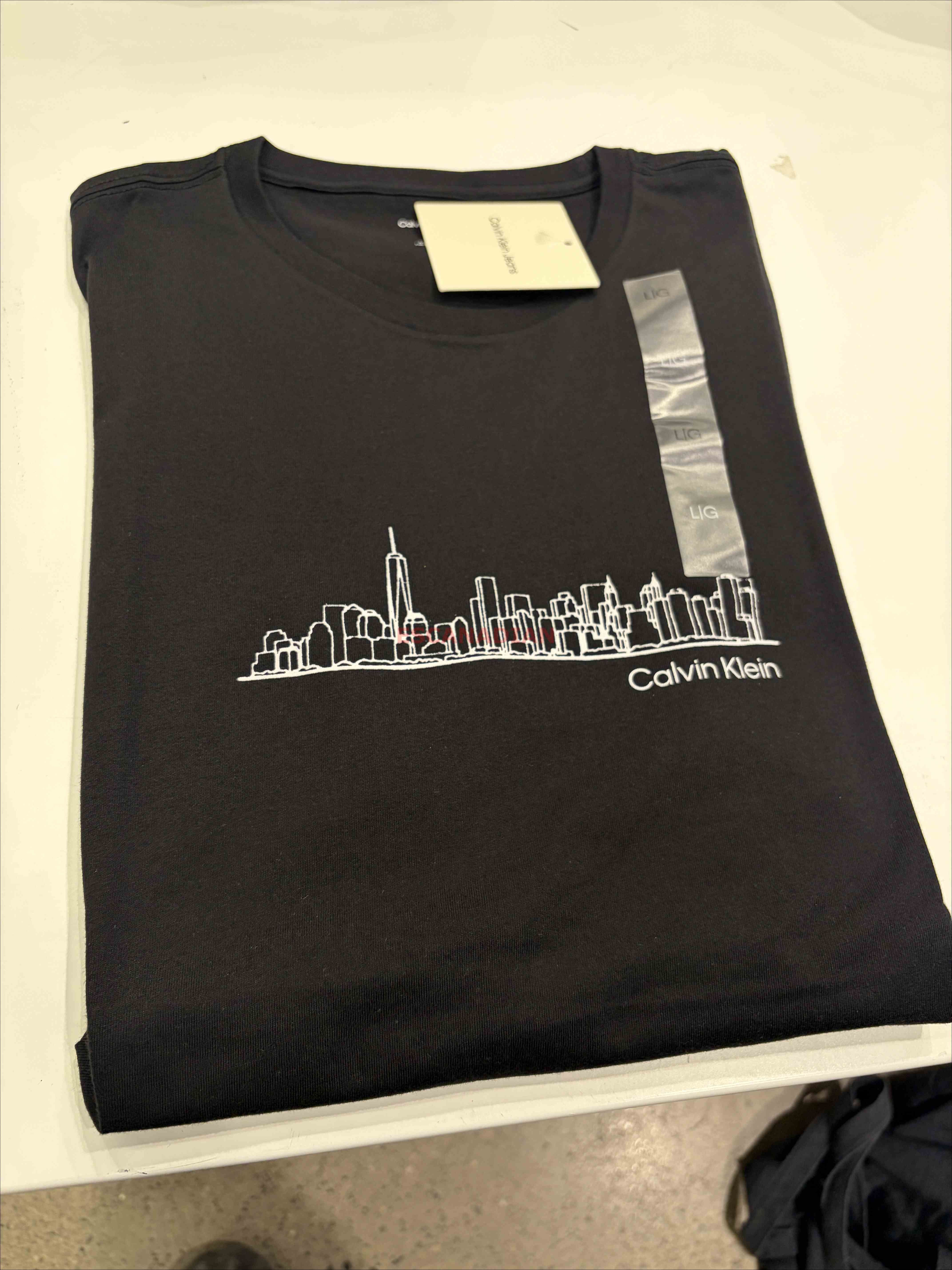 CK 男大人 城市圖案 短TEE