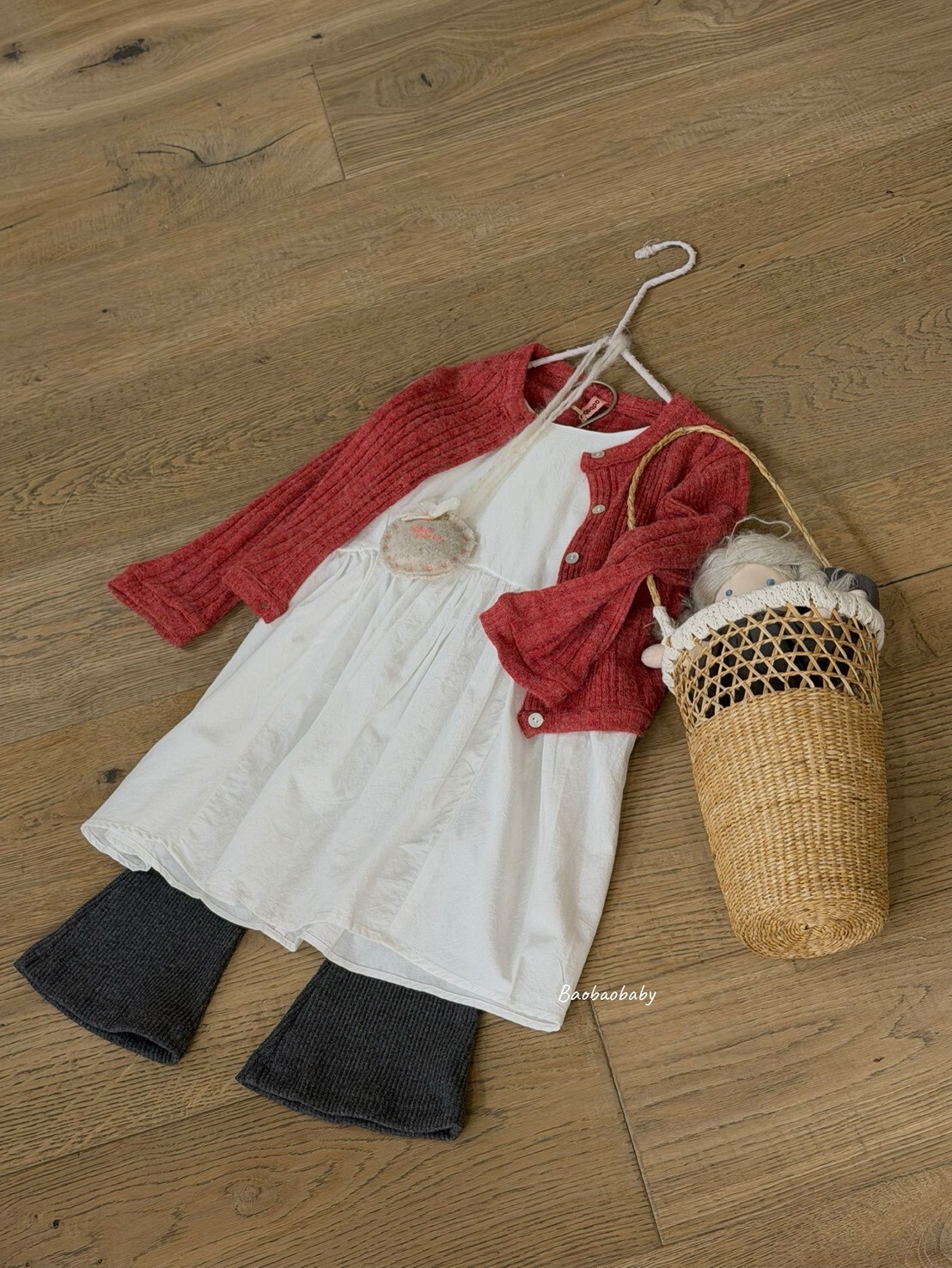 百搭羅紋喇叭褲