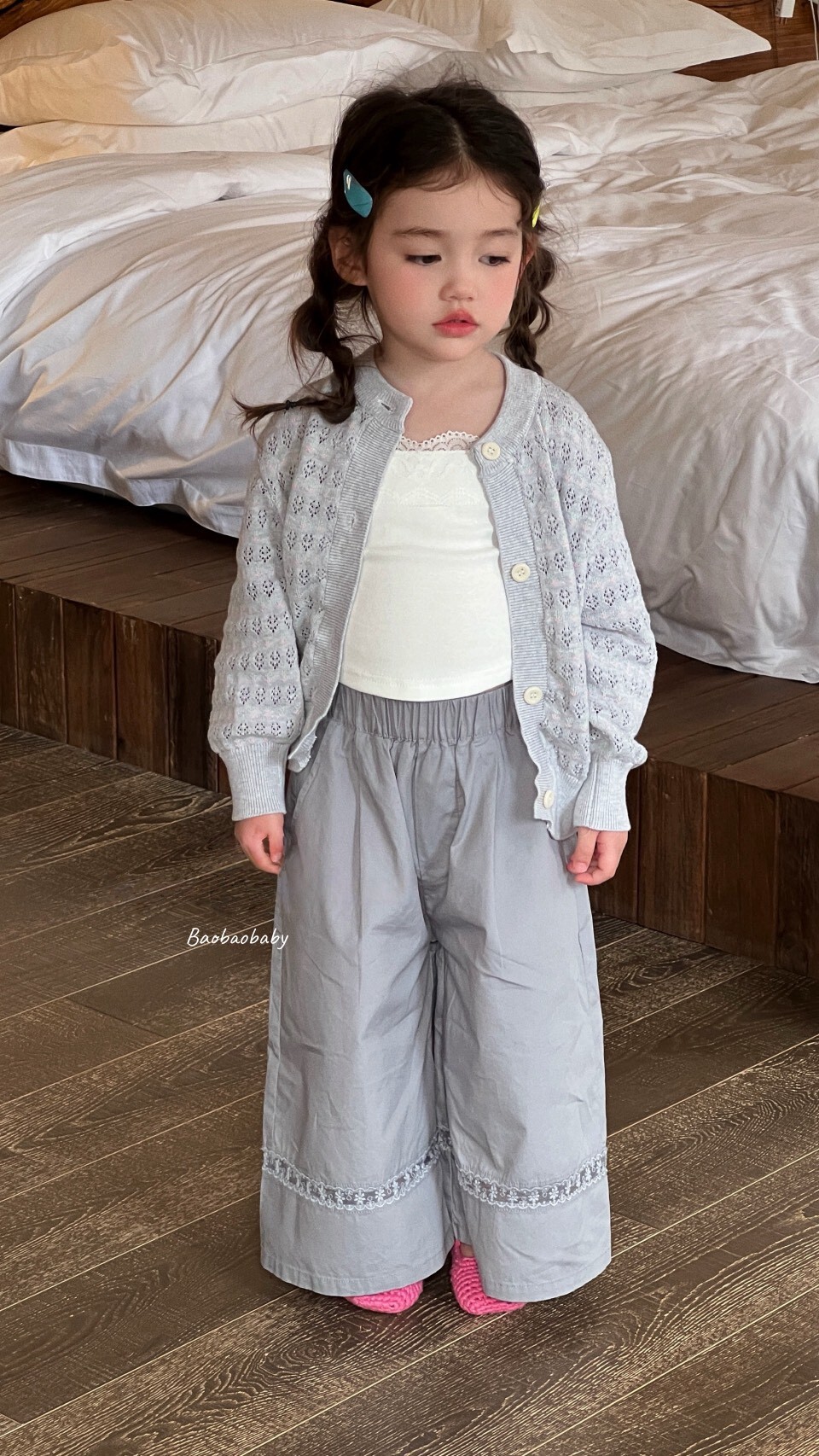 灰藍花蕾絲寬褲