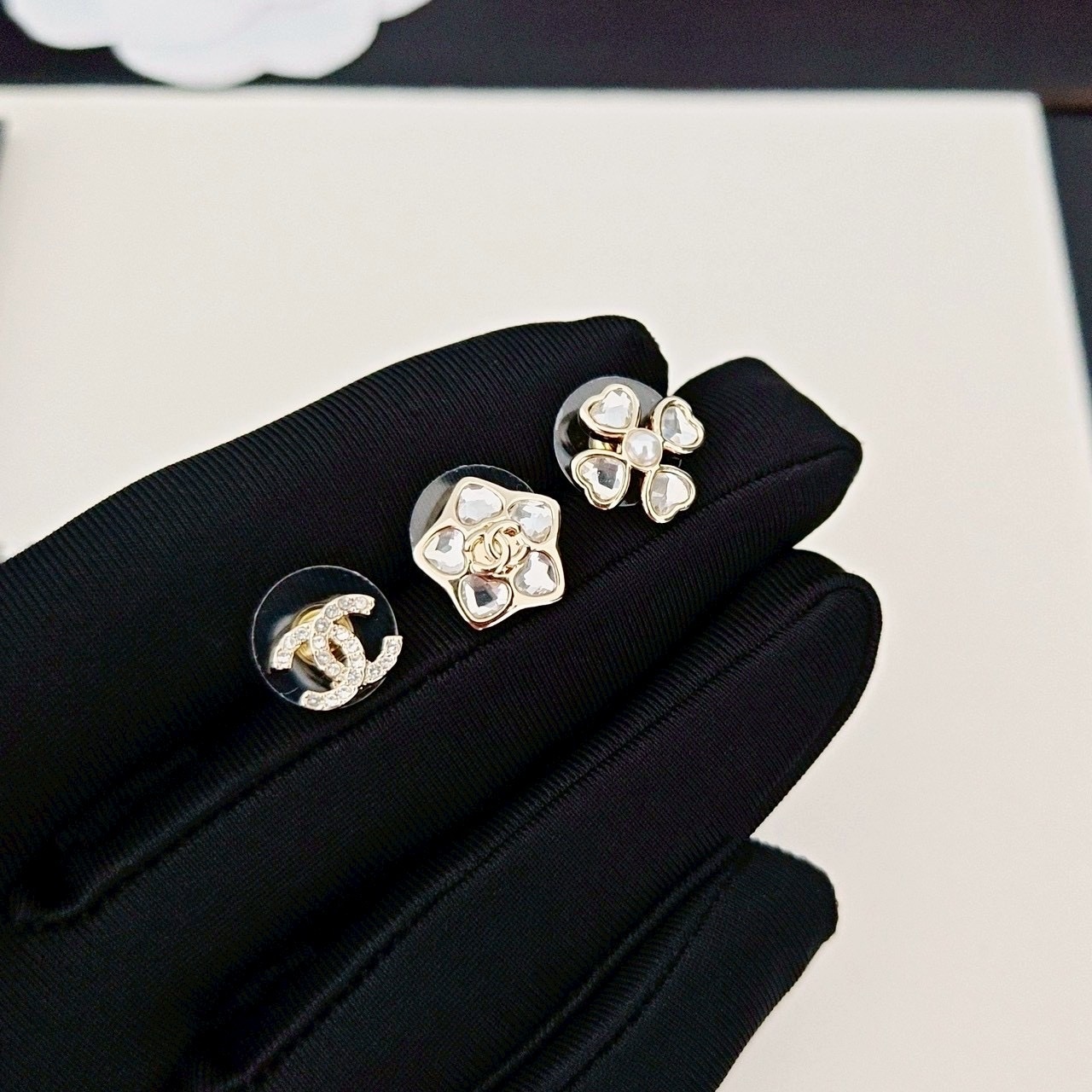 18k 香奶奶26c”淡金四葉草星空鑽三件組高奢定製耳釘