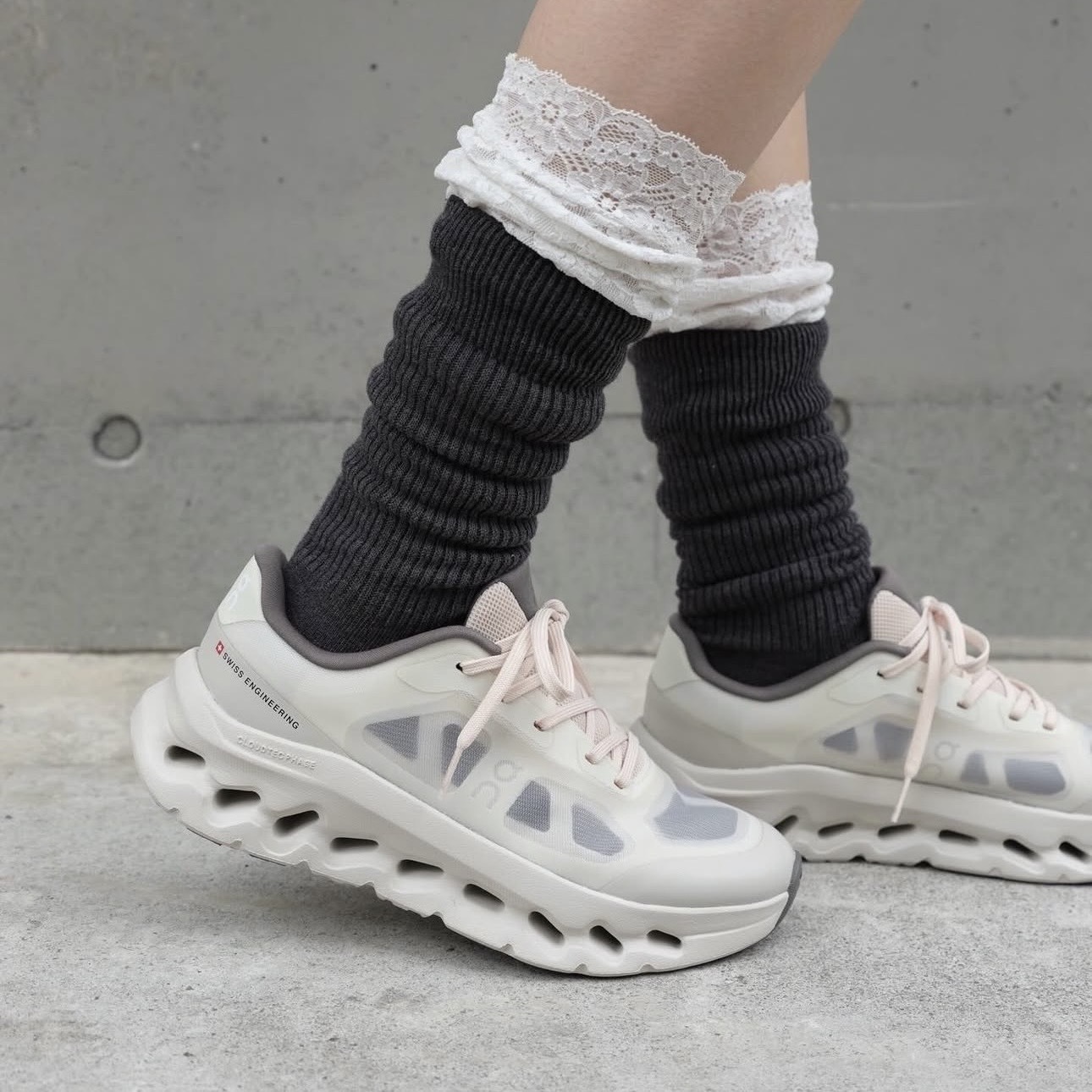 ON CLOUDTILT REMIX 1 W 透明 粉 莫蘭迪色系 緩震 輕盈 跑步鞋 3WG10243147