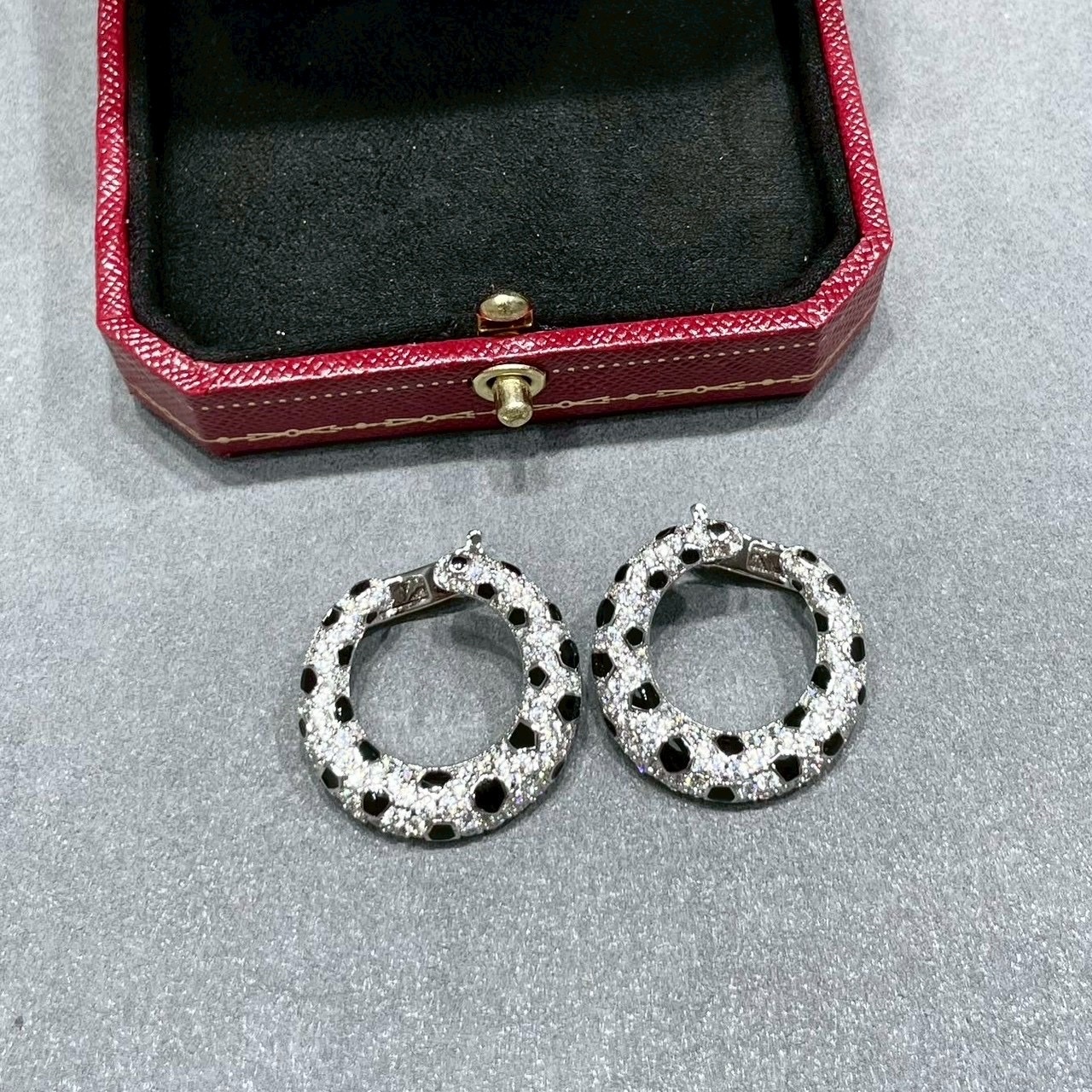 18k ct”Panthère高奢滿鑽盤繞獵豹紋定製耳釘