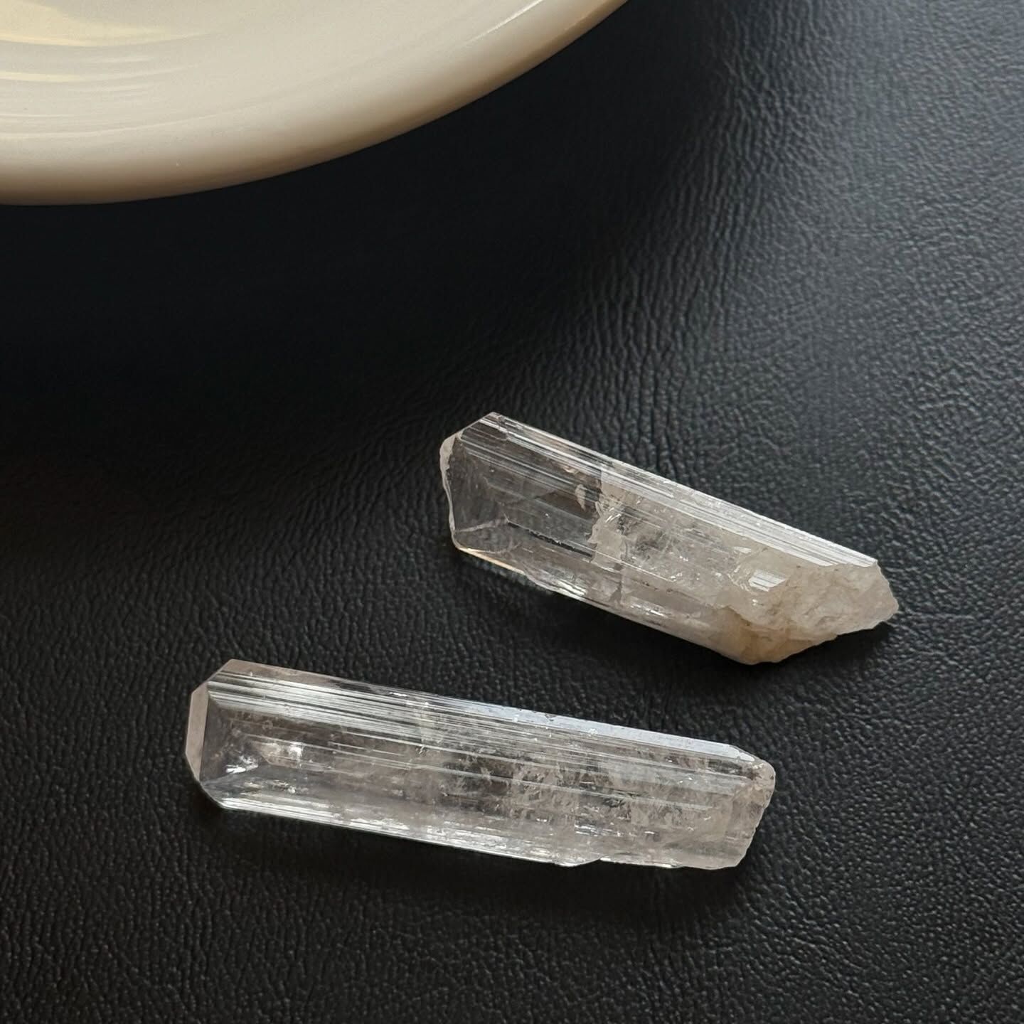 [原石] 賽黃晶 原礦