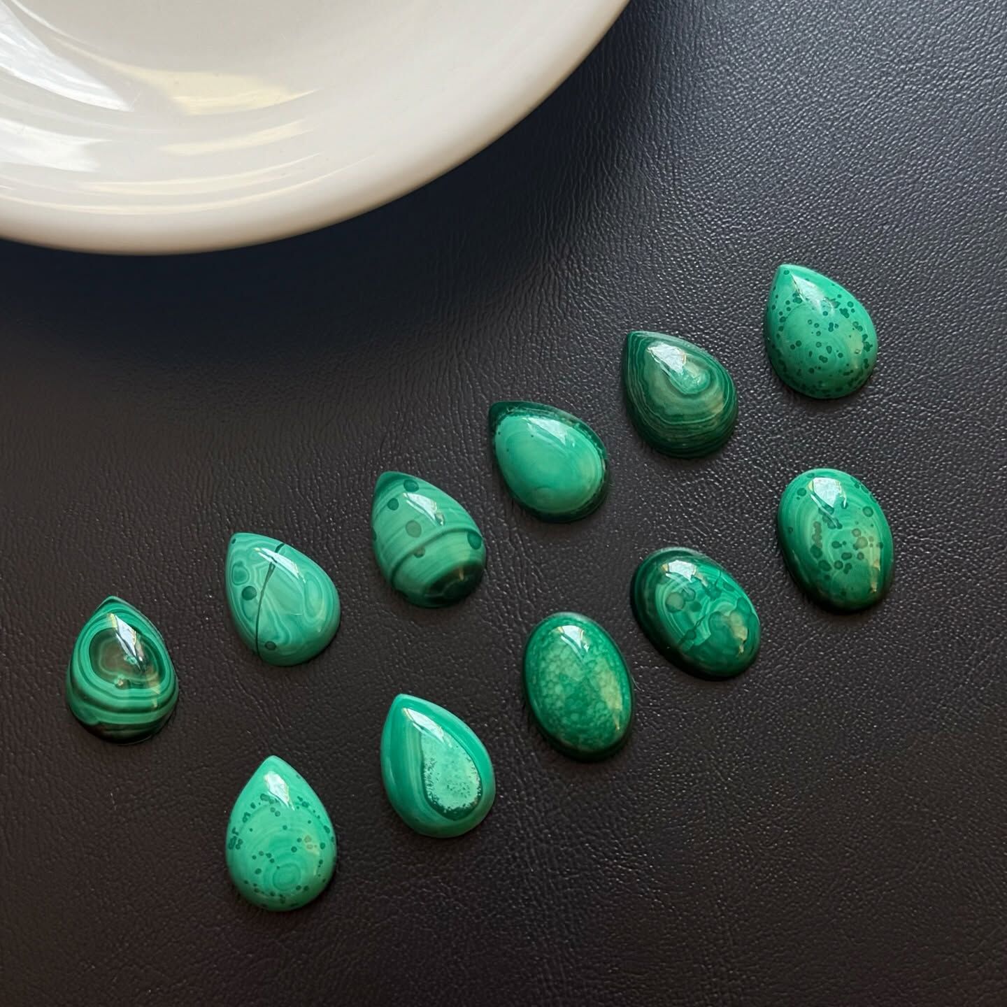 [原石] 孔雀石 水晶蛋面