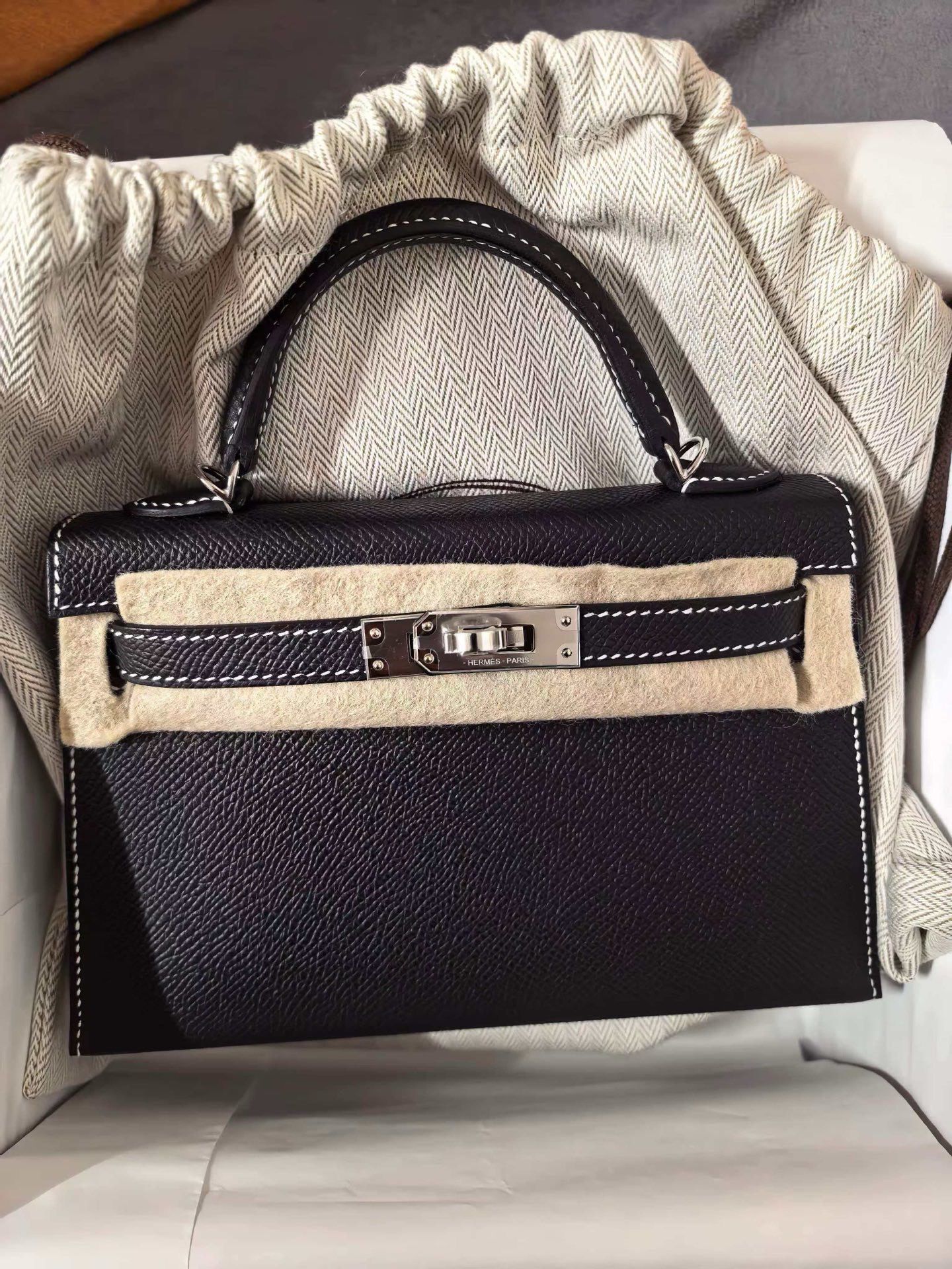 Kelly mini II 89 noir ck epsom K  (走白線）