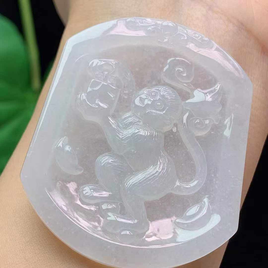 129350 翡翠冰種猴牌