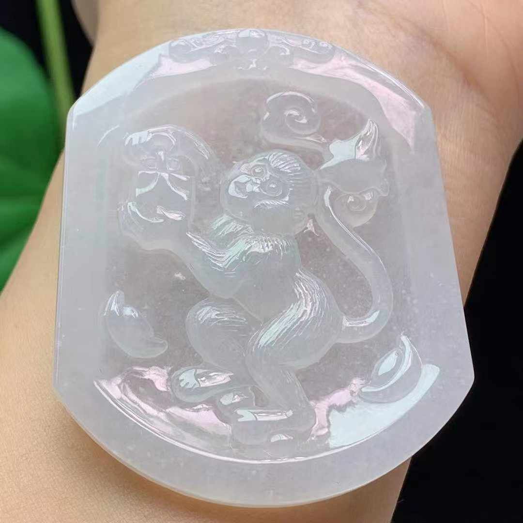 129350 翡翠冰種猴牌