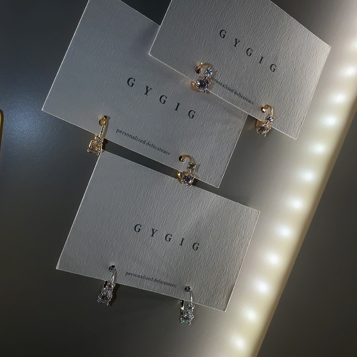 Gy”Lab-grown diamond高奢華莫桑培育鑽”雙鑽獨家定製耳釦釘