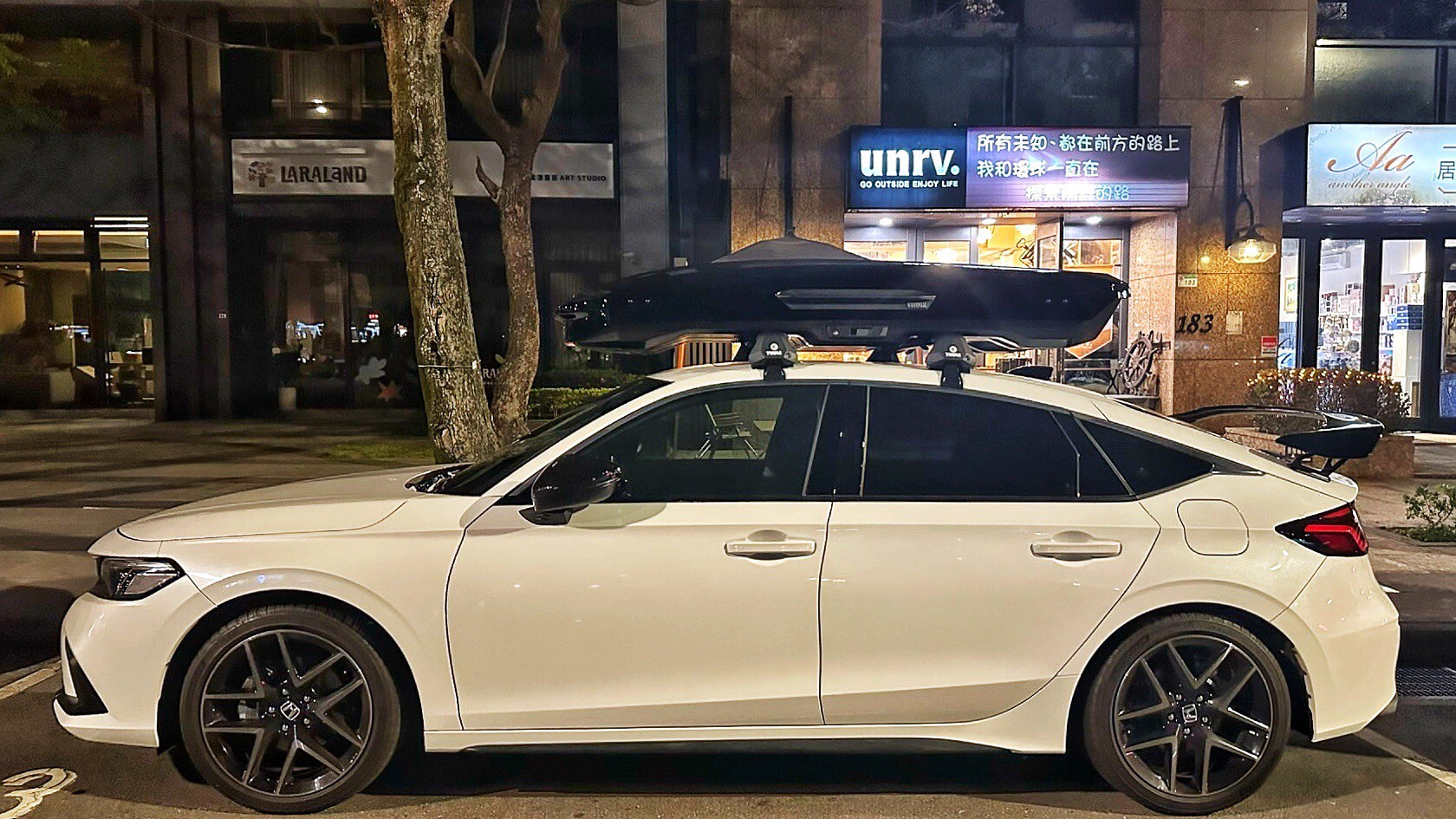 Motion3 XL Low 車頂箱(Honda - Civic)