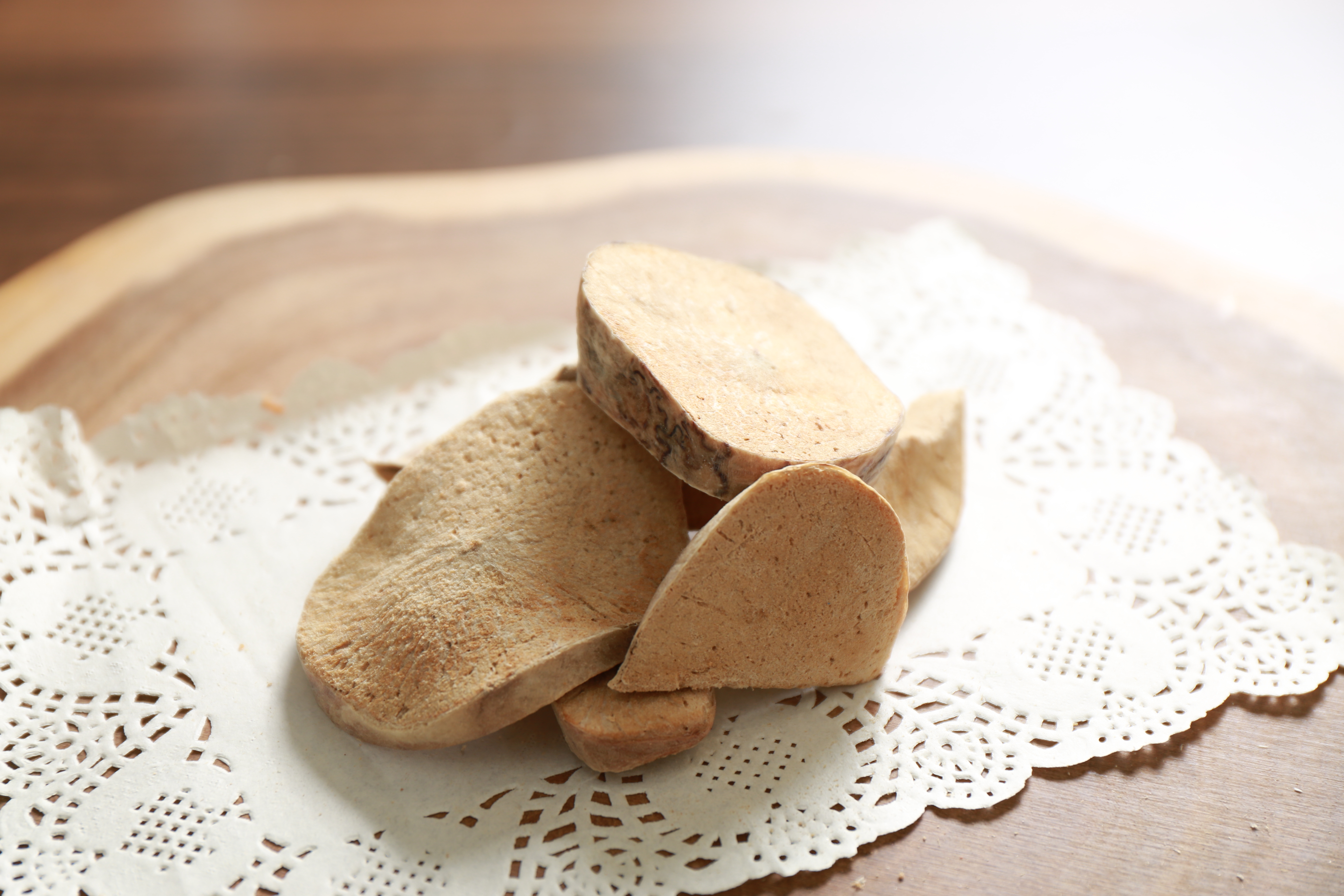 西班牙黑毛豬蛋蛋 ✔貓✔狗