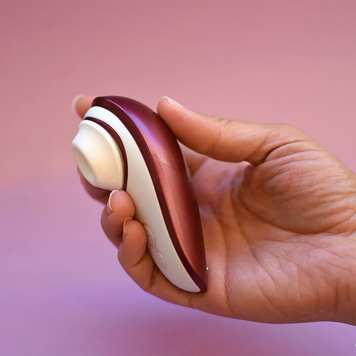 WOMANIZER LIBERTY 便攜式陰蒂吸啜器 酒紅色