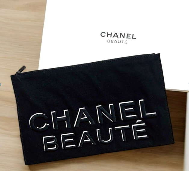 (限量30個) UR89 CHANEL BEAUTY 黑色化妝袋30CM X 20CM   $99/1