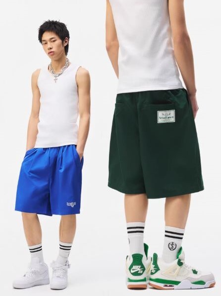 STK SmallTownKid 刺繡Logo 皺褶抽繩 內裡網眼 運動短褲